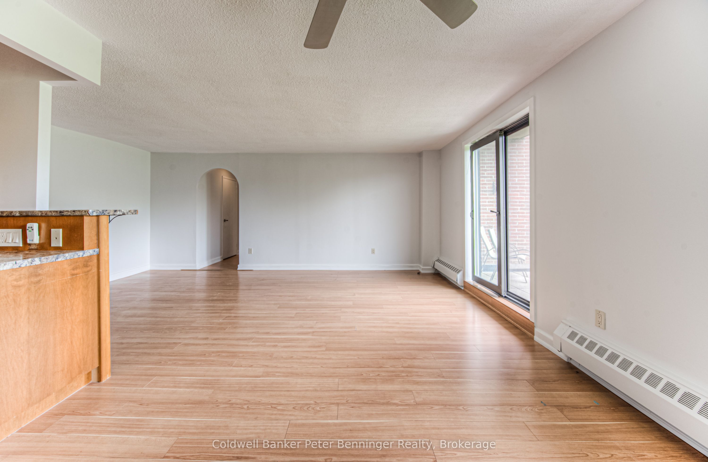 1100 Courtland Avenue E 211 Property Photo 17