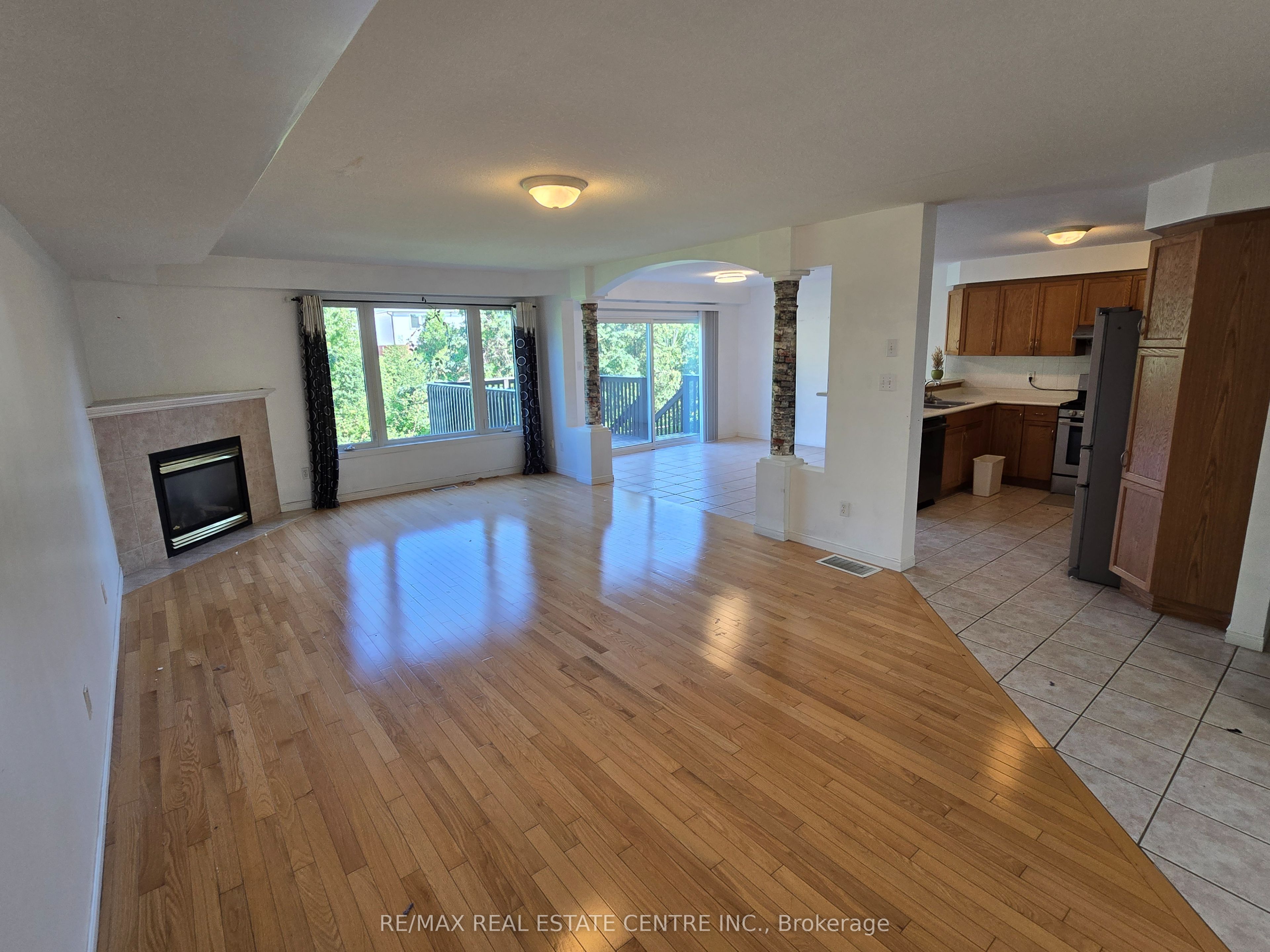 84 Marsh Crescent Property Photo 3