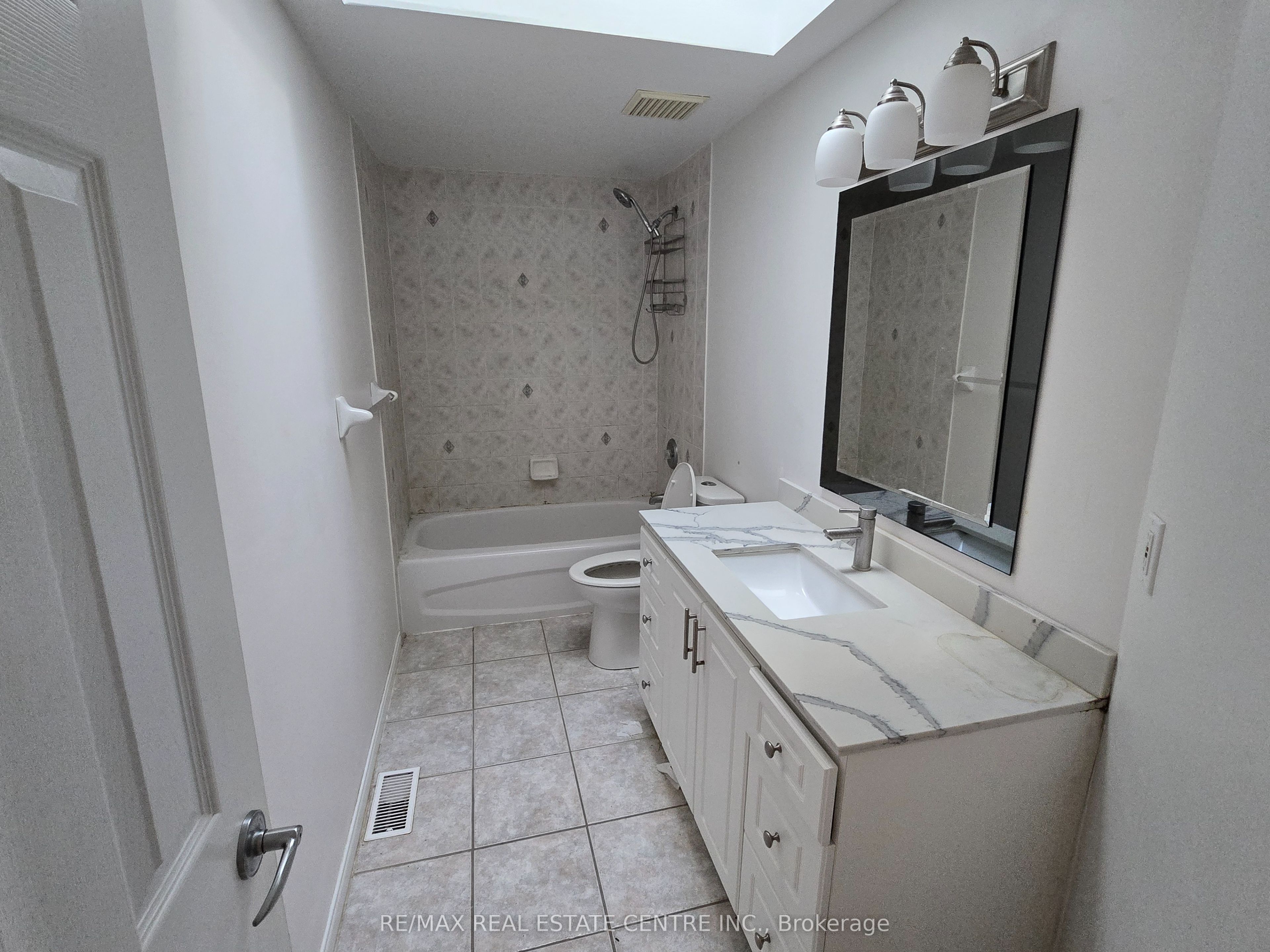 84 Marsh Crescent Property Photo 7