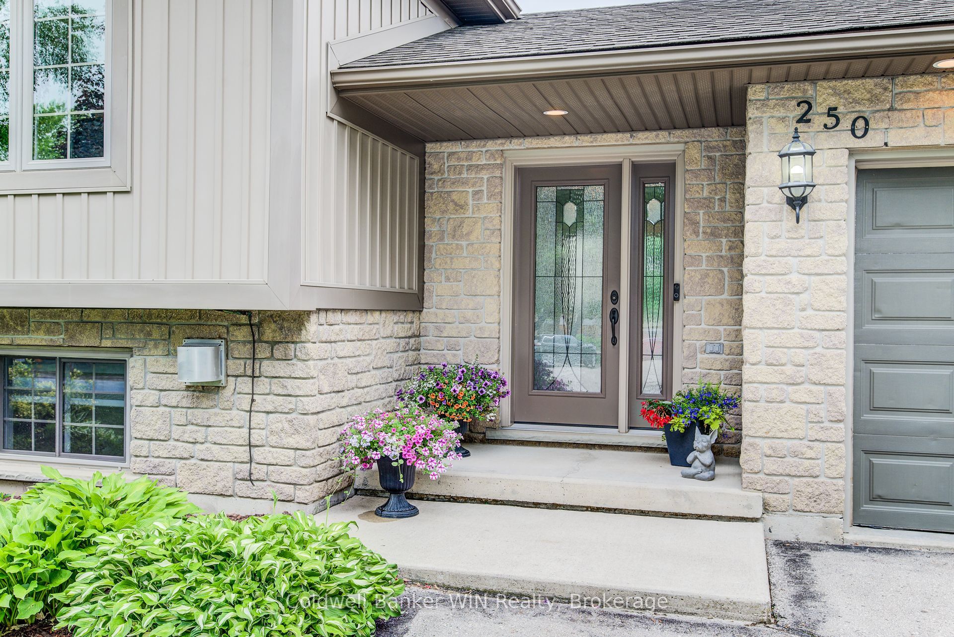 250 Justin's Place Property Photo 3