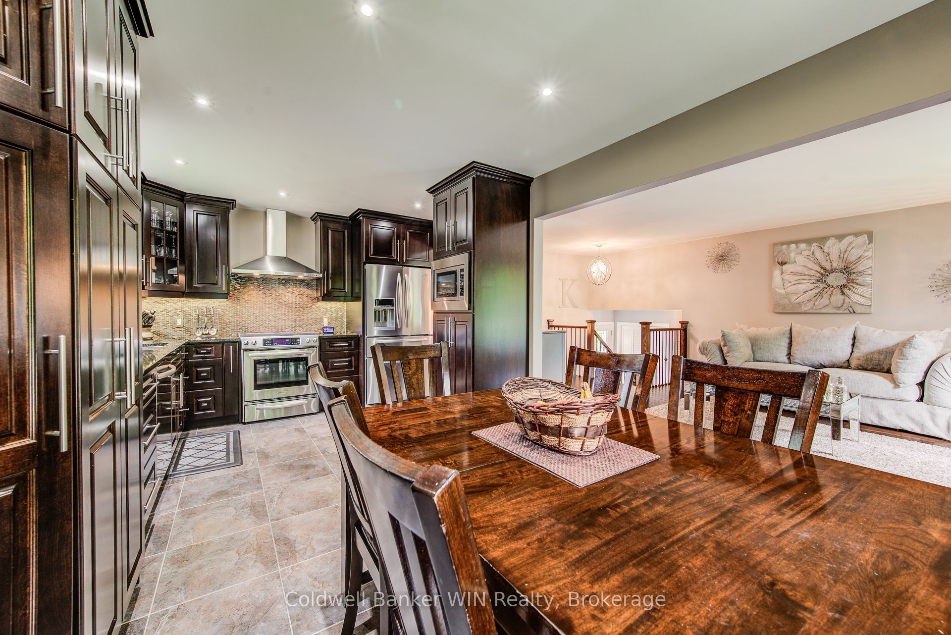 250 Justin's Place Property Photo 13