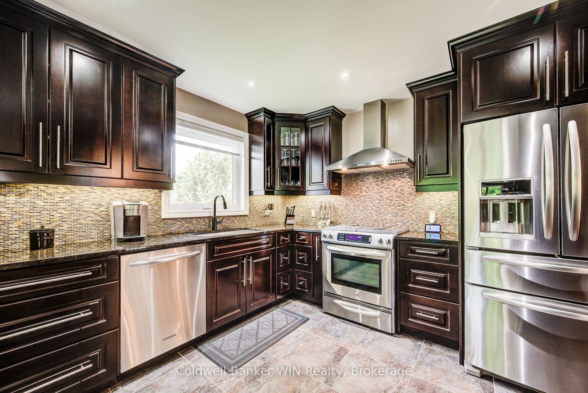 250 Justin's Place Property Photo 15