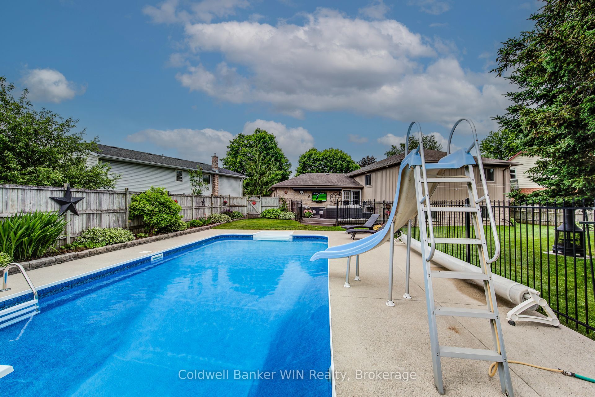 250 Justin's Place Property Photo 34