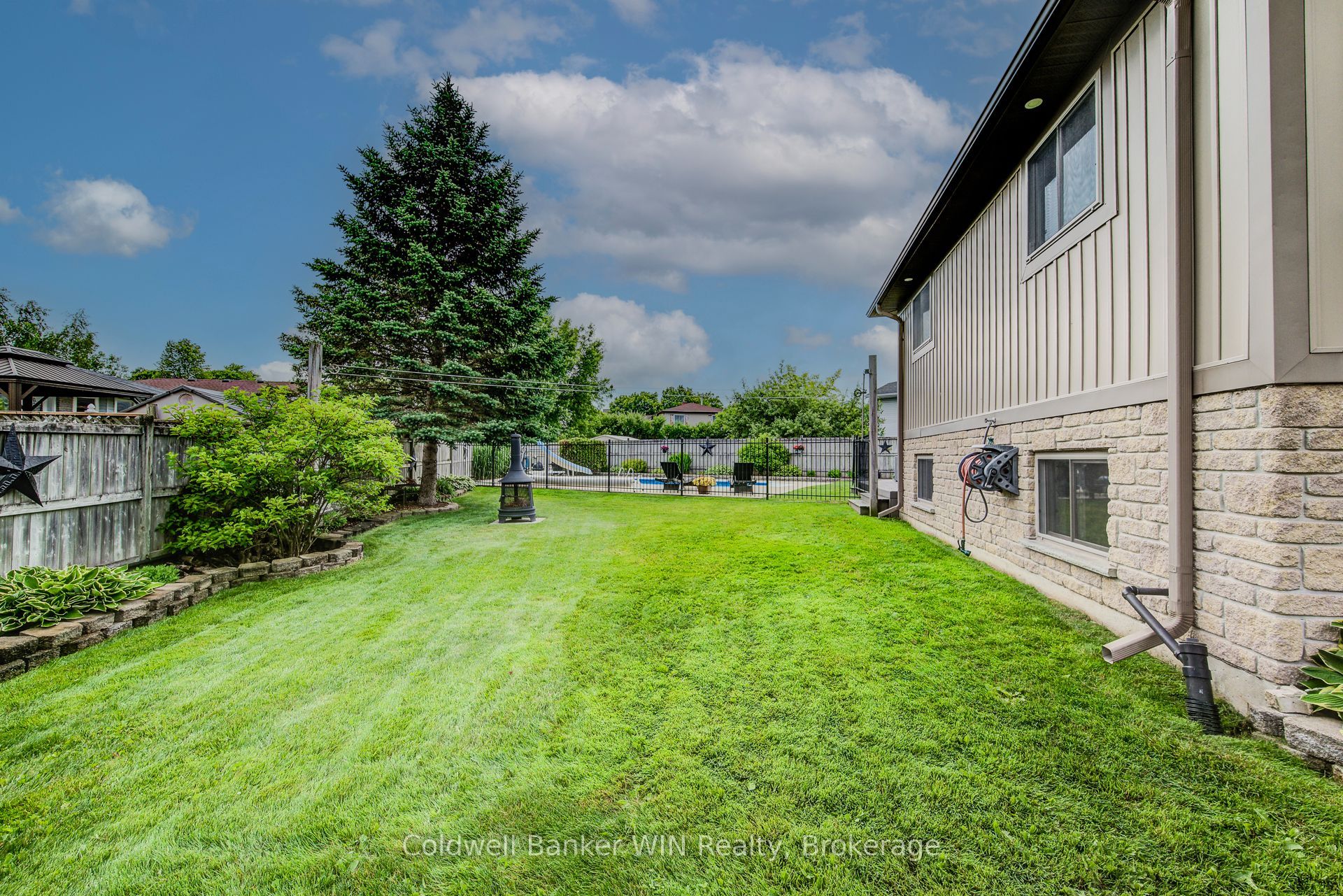 250 Justin's Place Property Photo 44