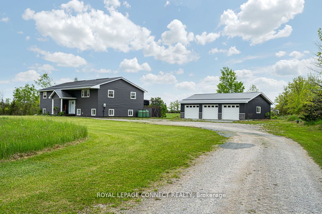 2050 13th Line E Property Photo 1