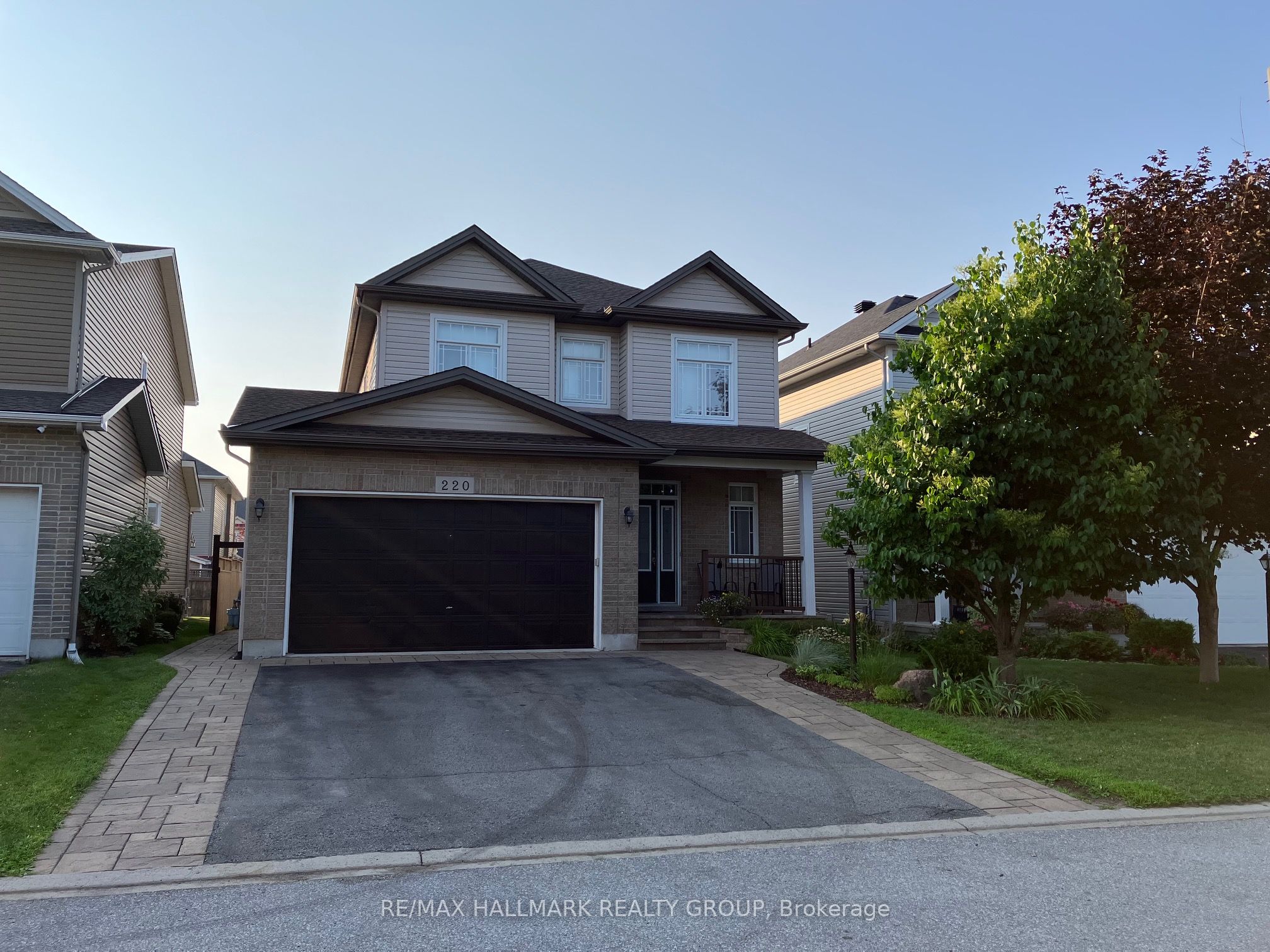 220 Celtic Ridge Crescent Property Photo 1