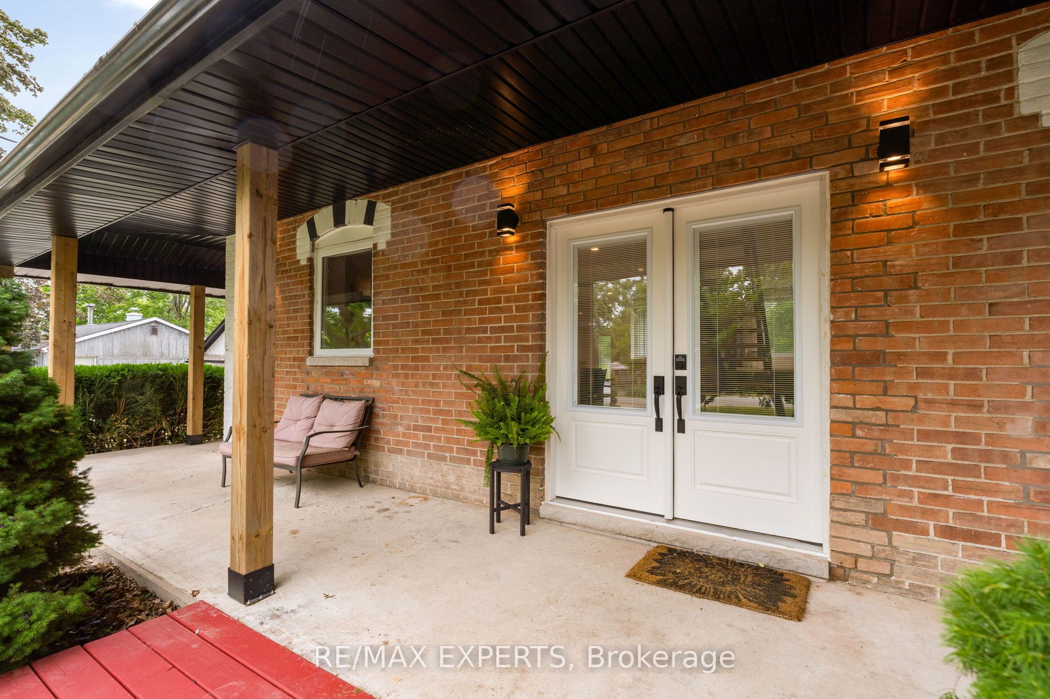 598320 2nd Line W Property Photo 3