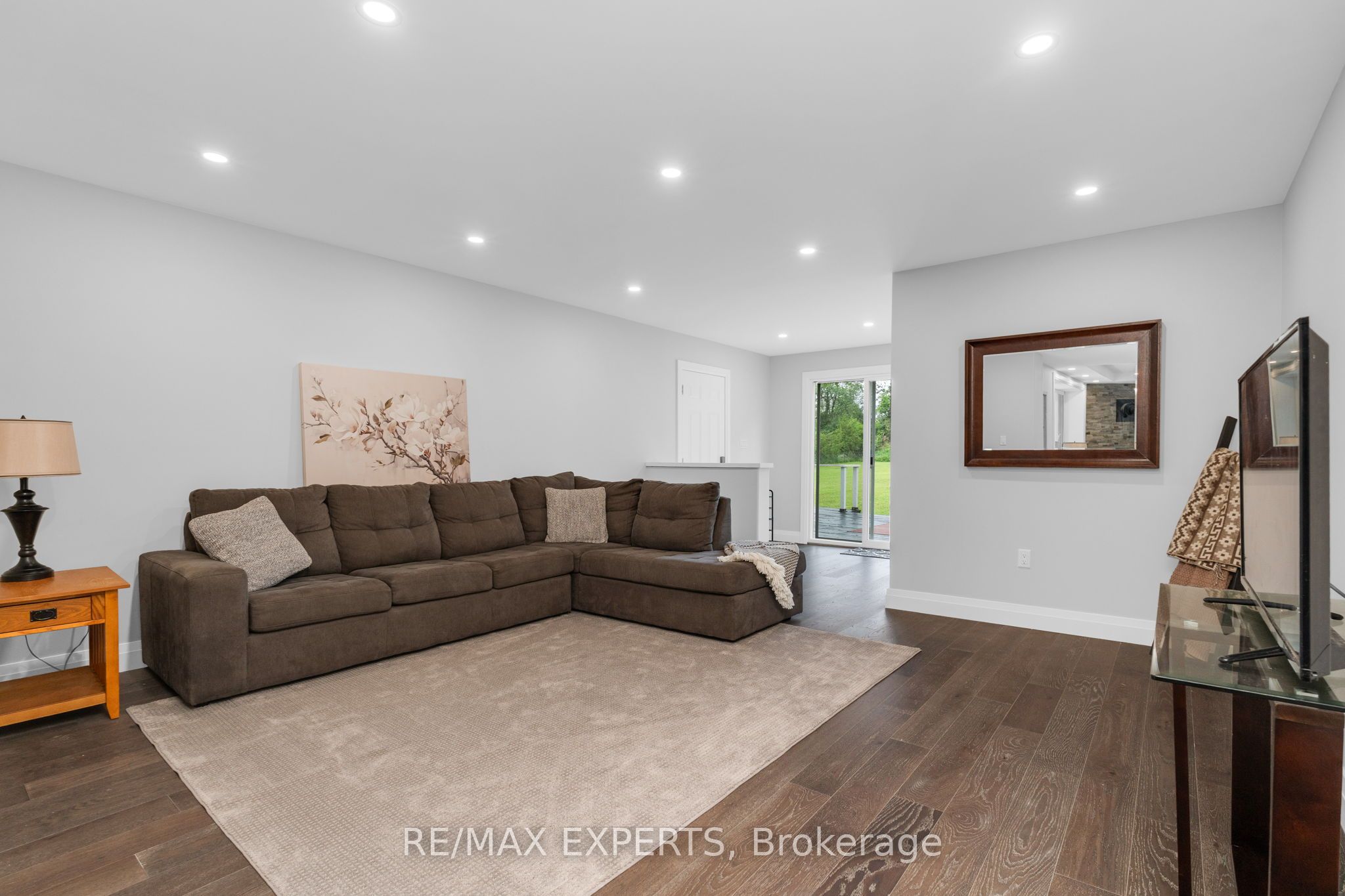 598320 2nd Line W Property Photo 20