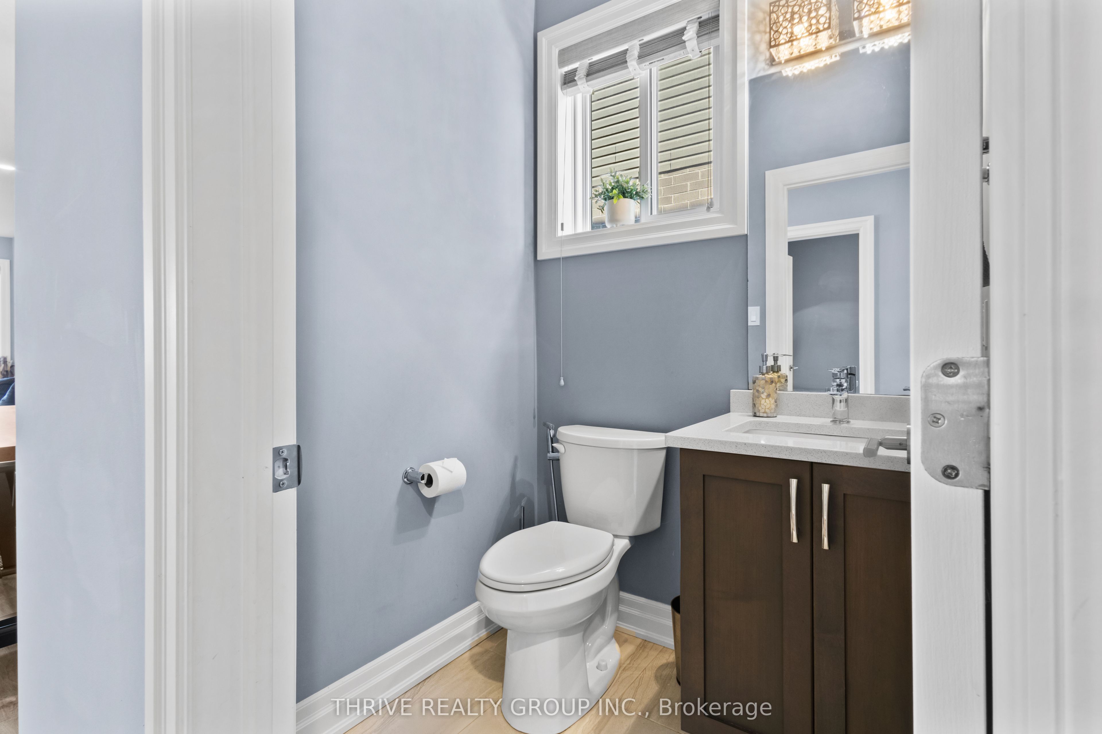 2128 Coronation Drive Property Photo 6