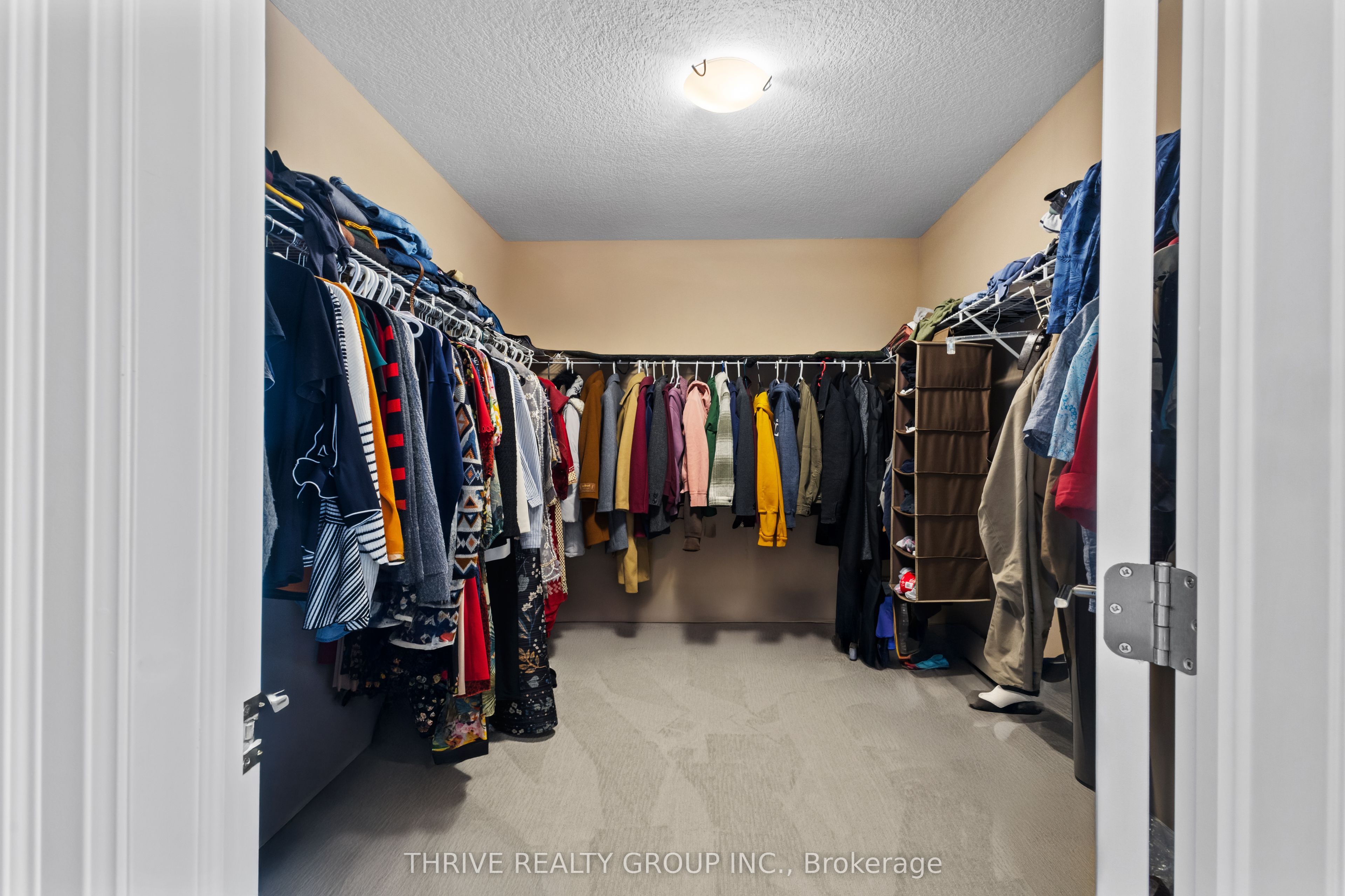 2128 Coronation Drive Property Photo 18