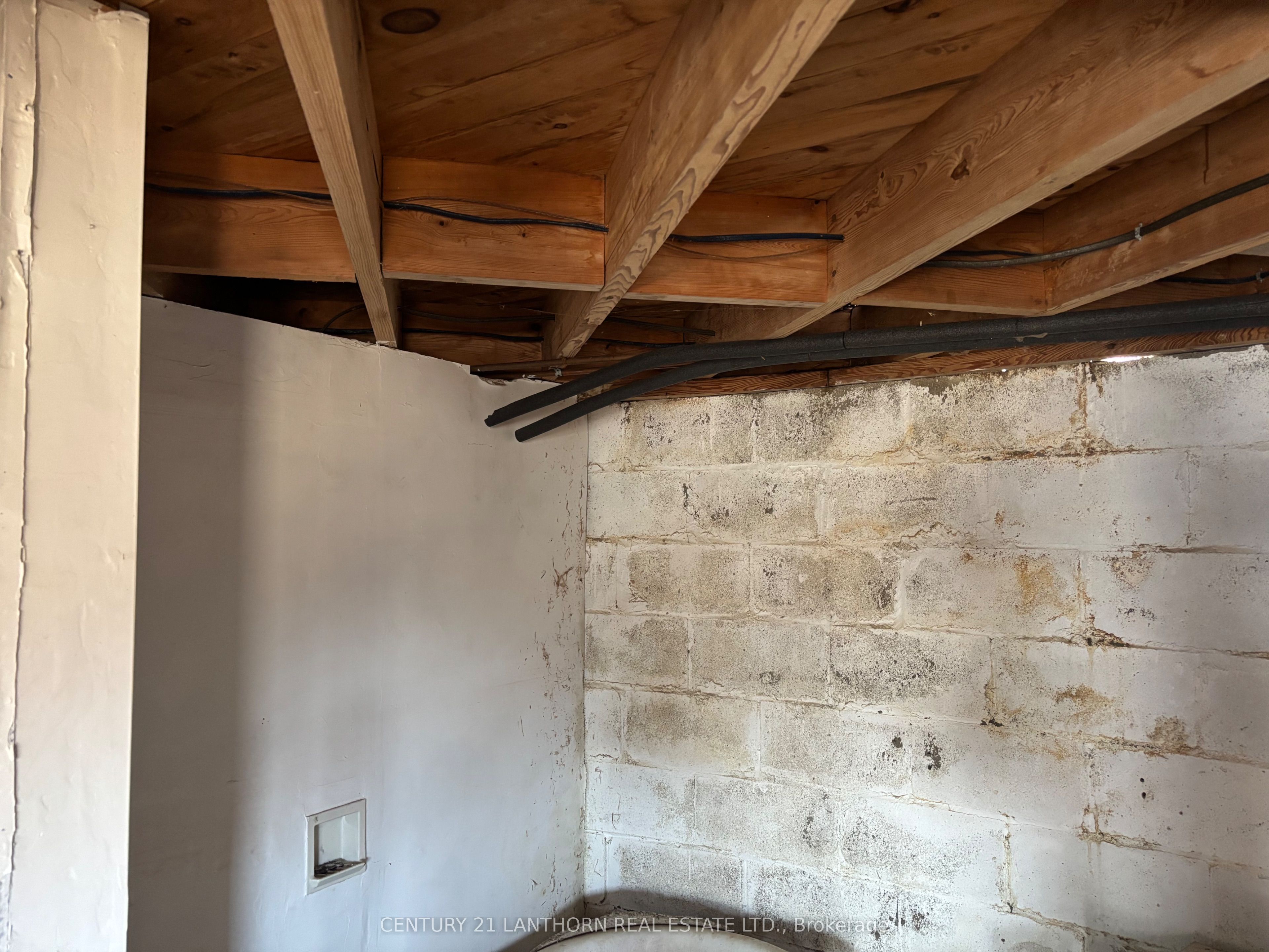 10 Rock Street Property Photo 23