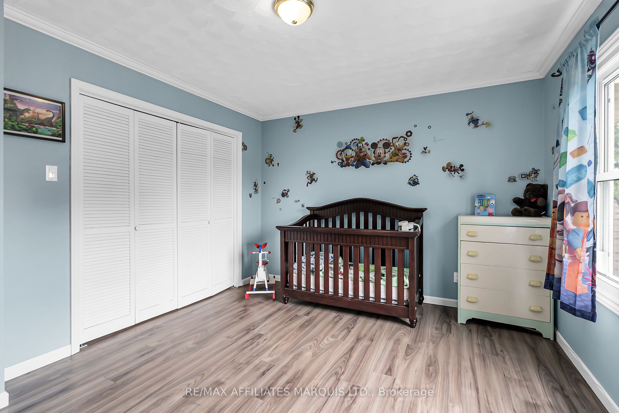 1356 Lochiel Street Property Photo 20