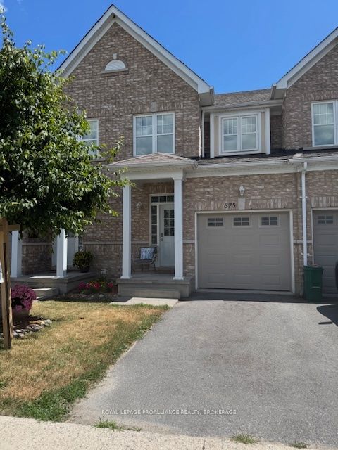 875 Newmarket Lane Property Photo 1