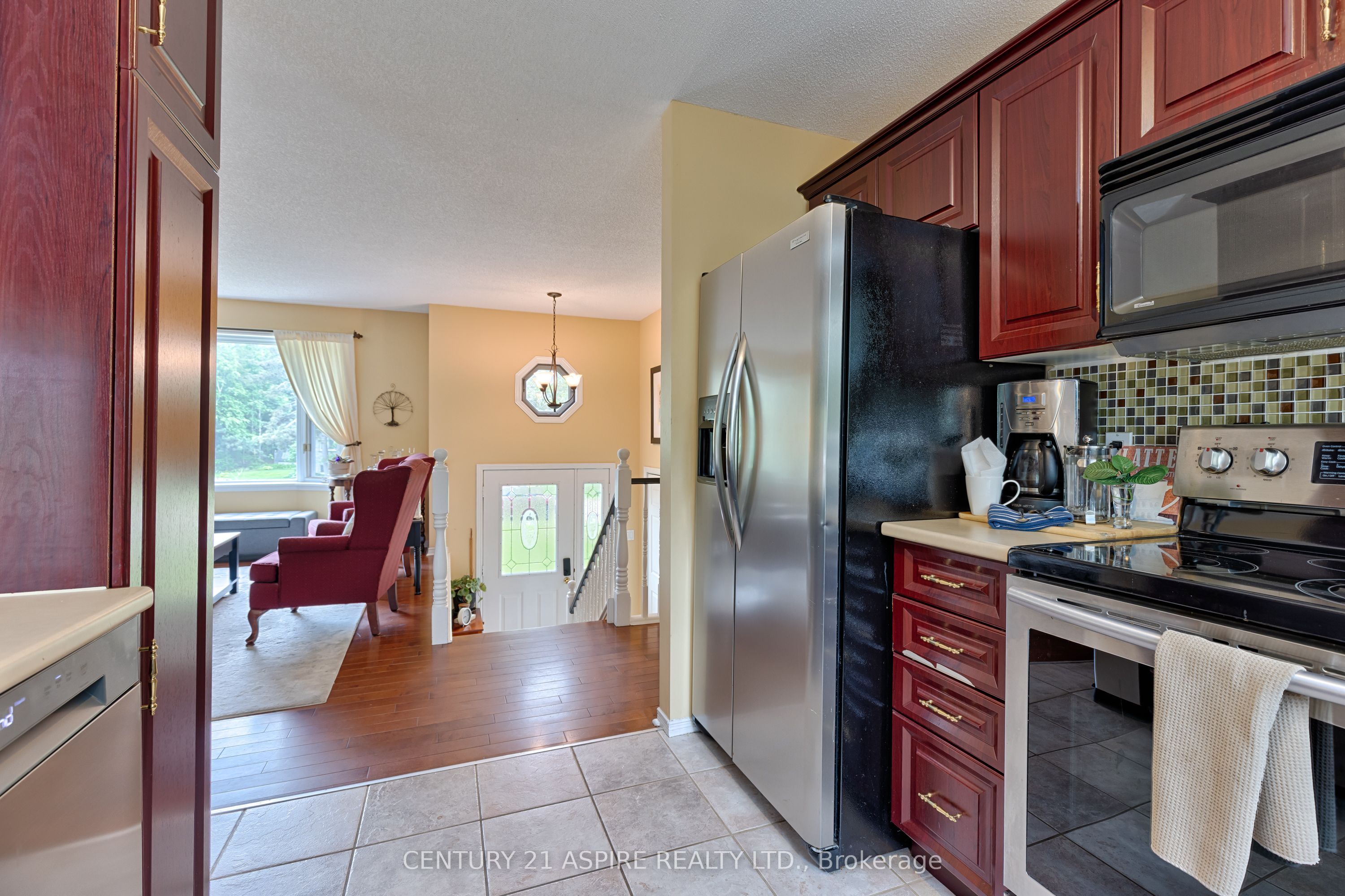 8 Jason Street Property Photo 14