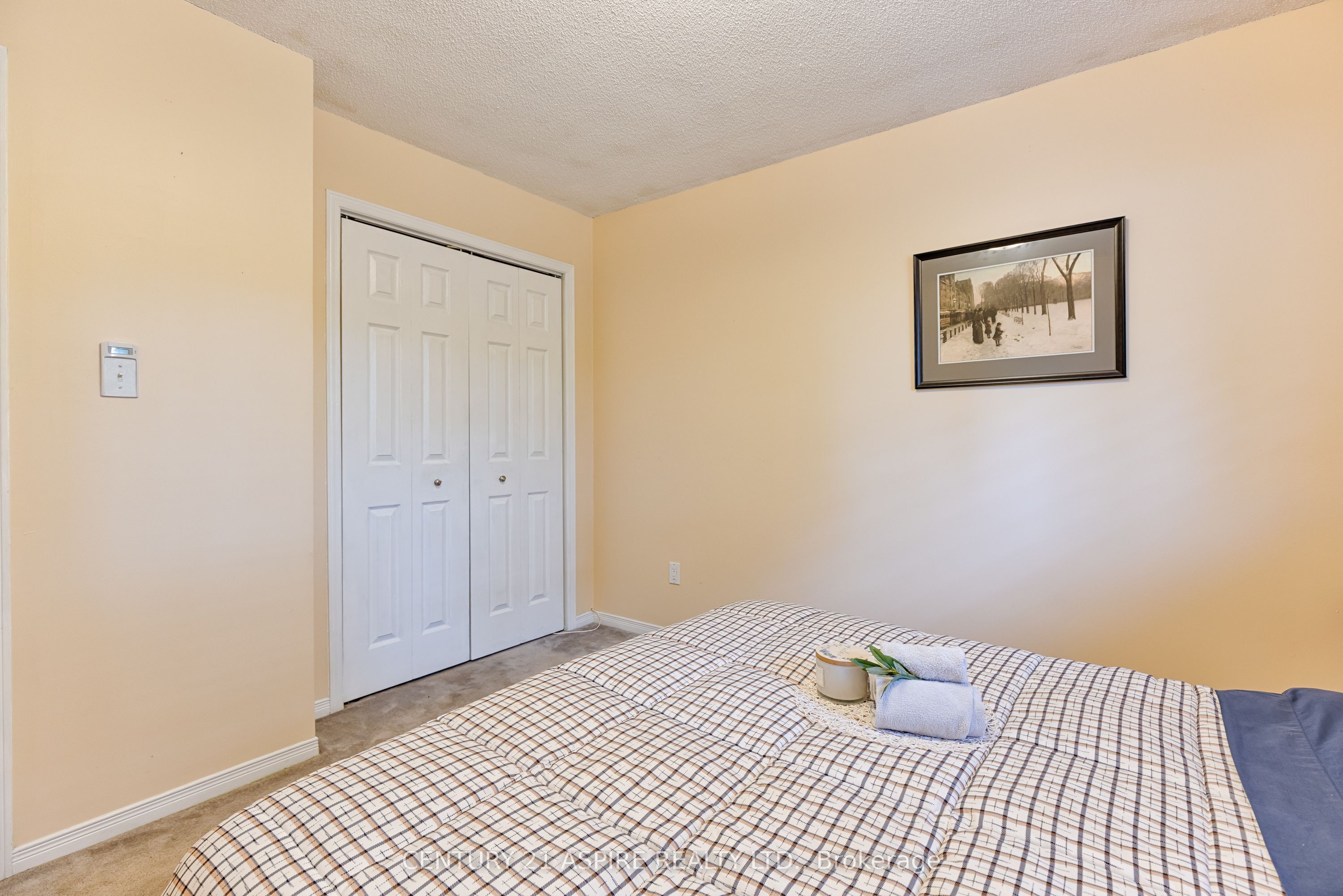 8 Jason Street Property Photo 18