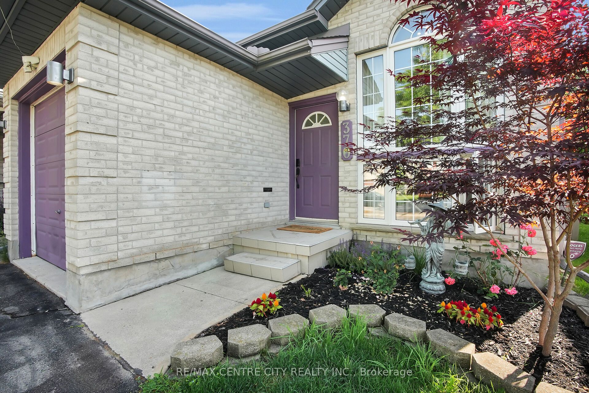 370 Brookhaven Place Property Photo 8