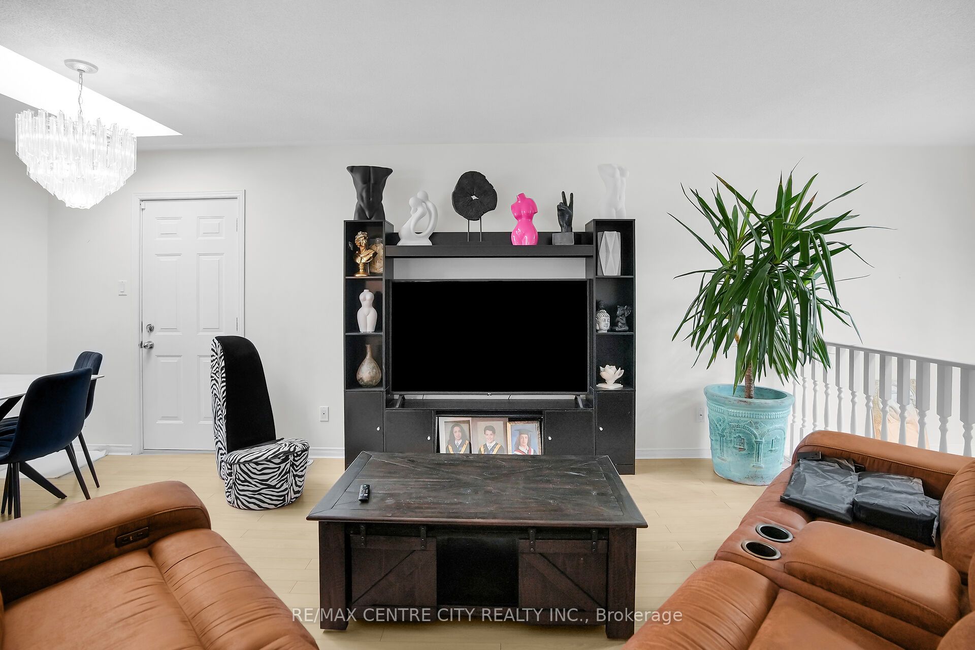 370 Brookhaven Place Property Photo 15