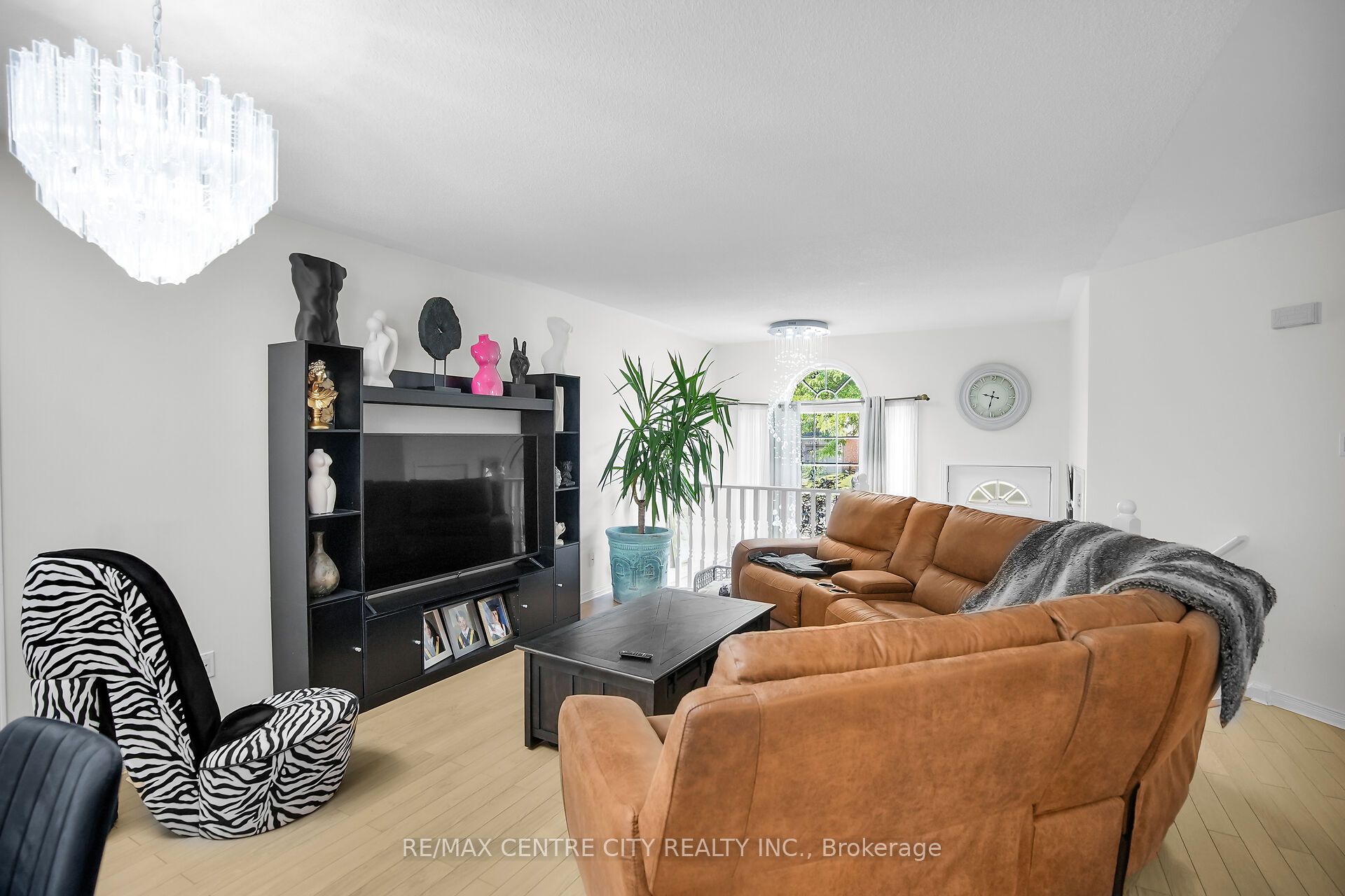 370 Brookhaven Place Property Photo 17