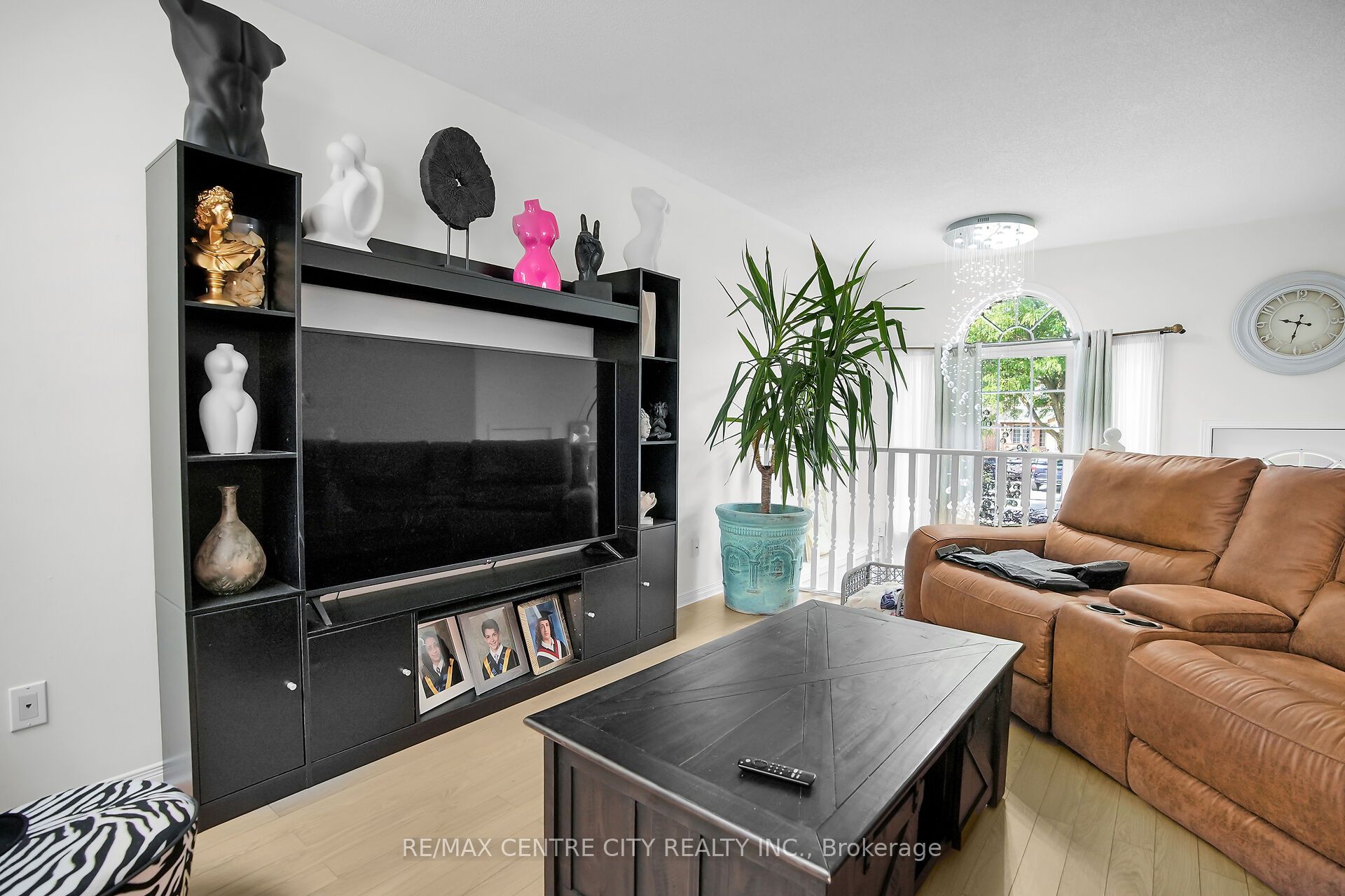 370 Brookhaven Place Property Photo 18