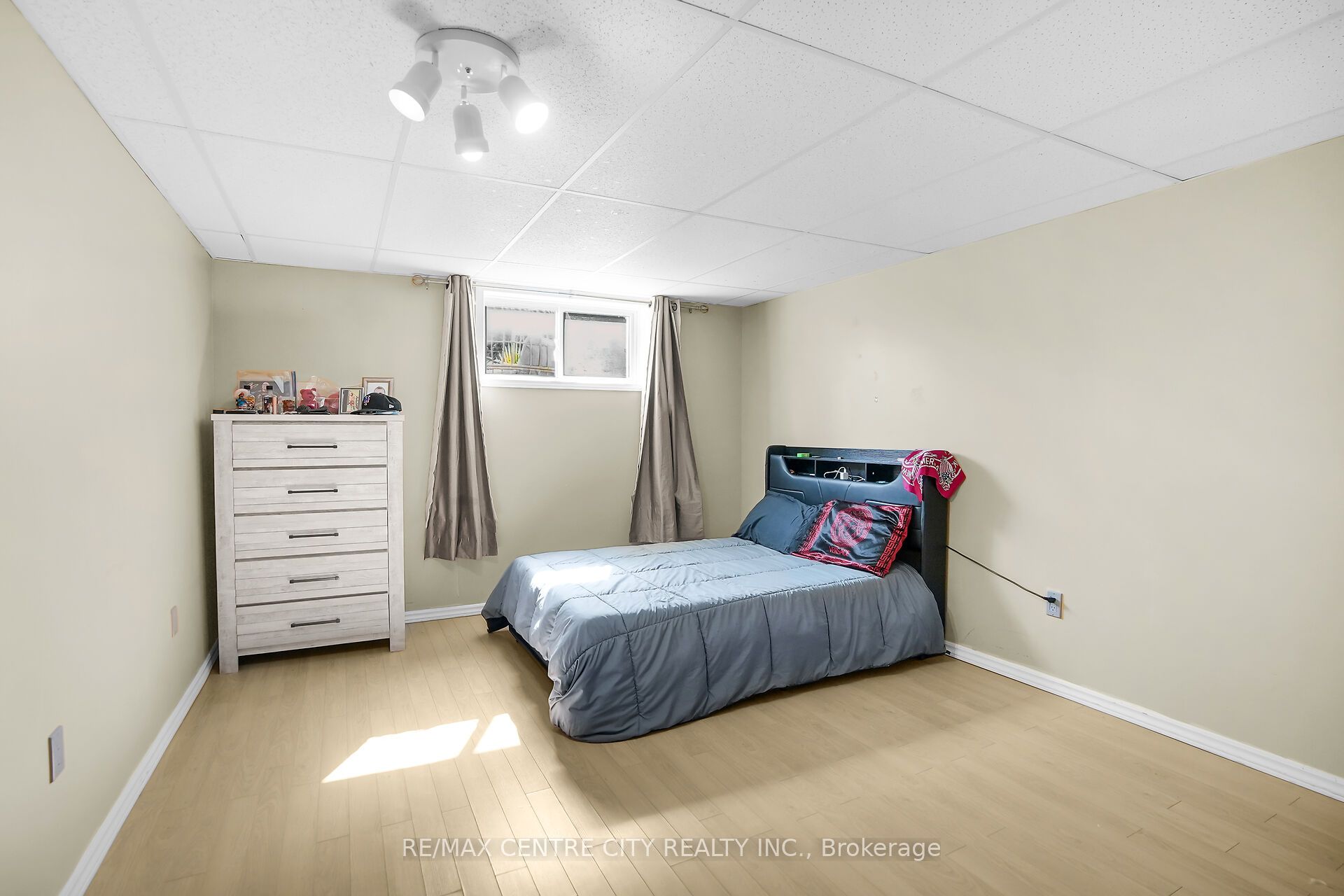 370 Brookhaven Place Property Photo 32