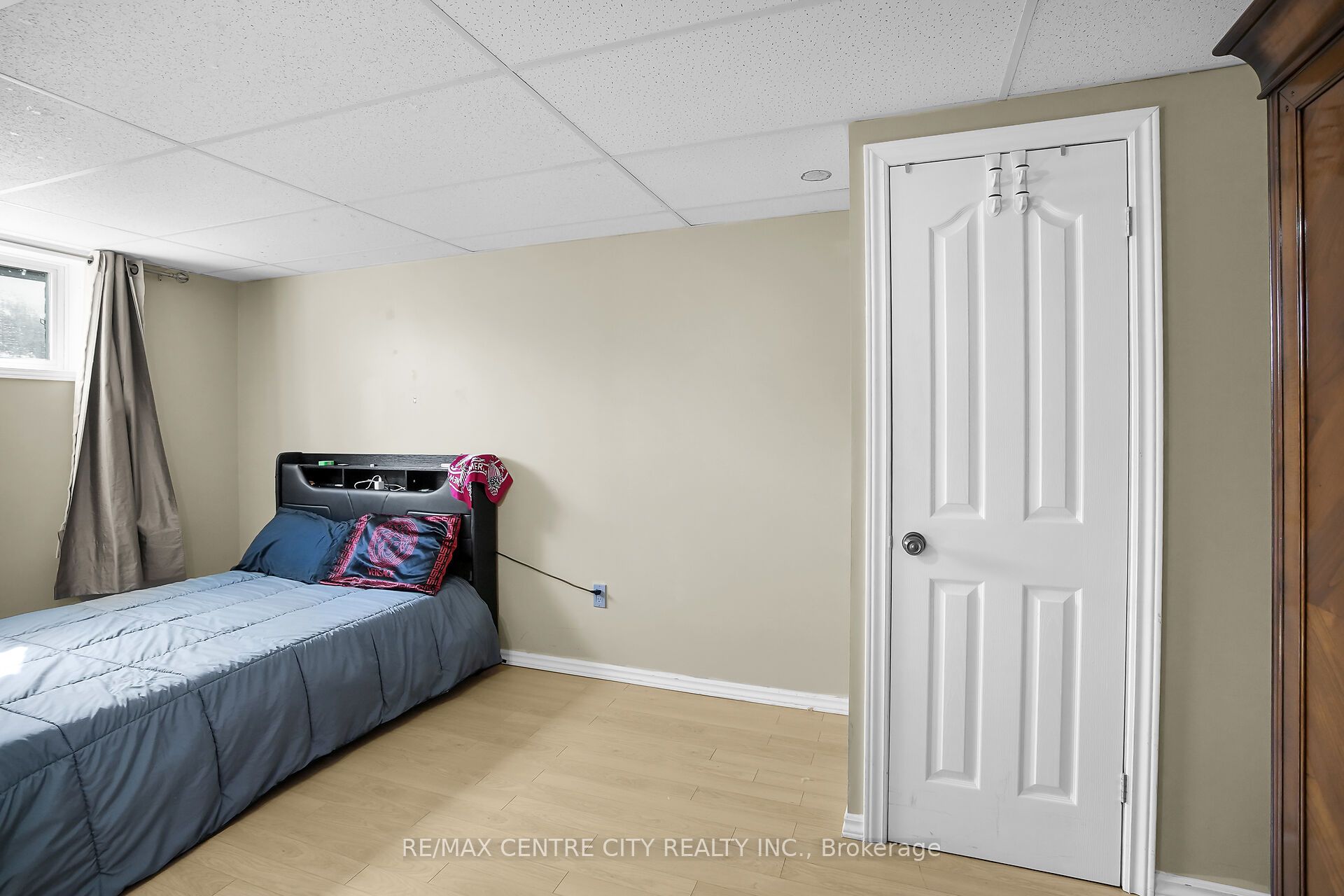 370 Brookhaven Place Property Photo 33