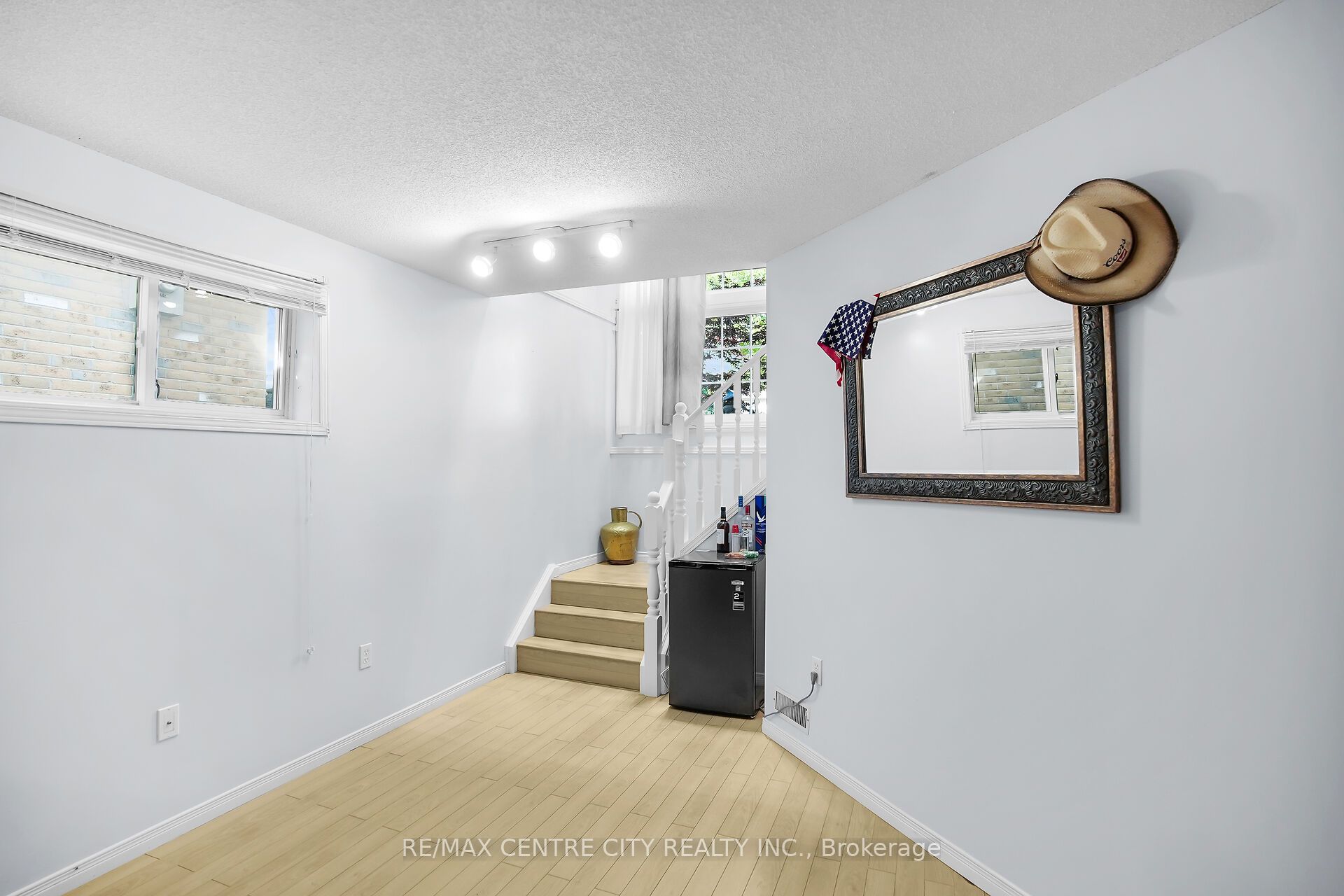 370 Brookhaven Place Property Photo 34