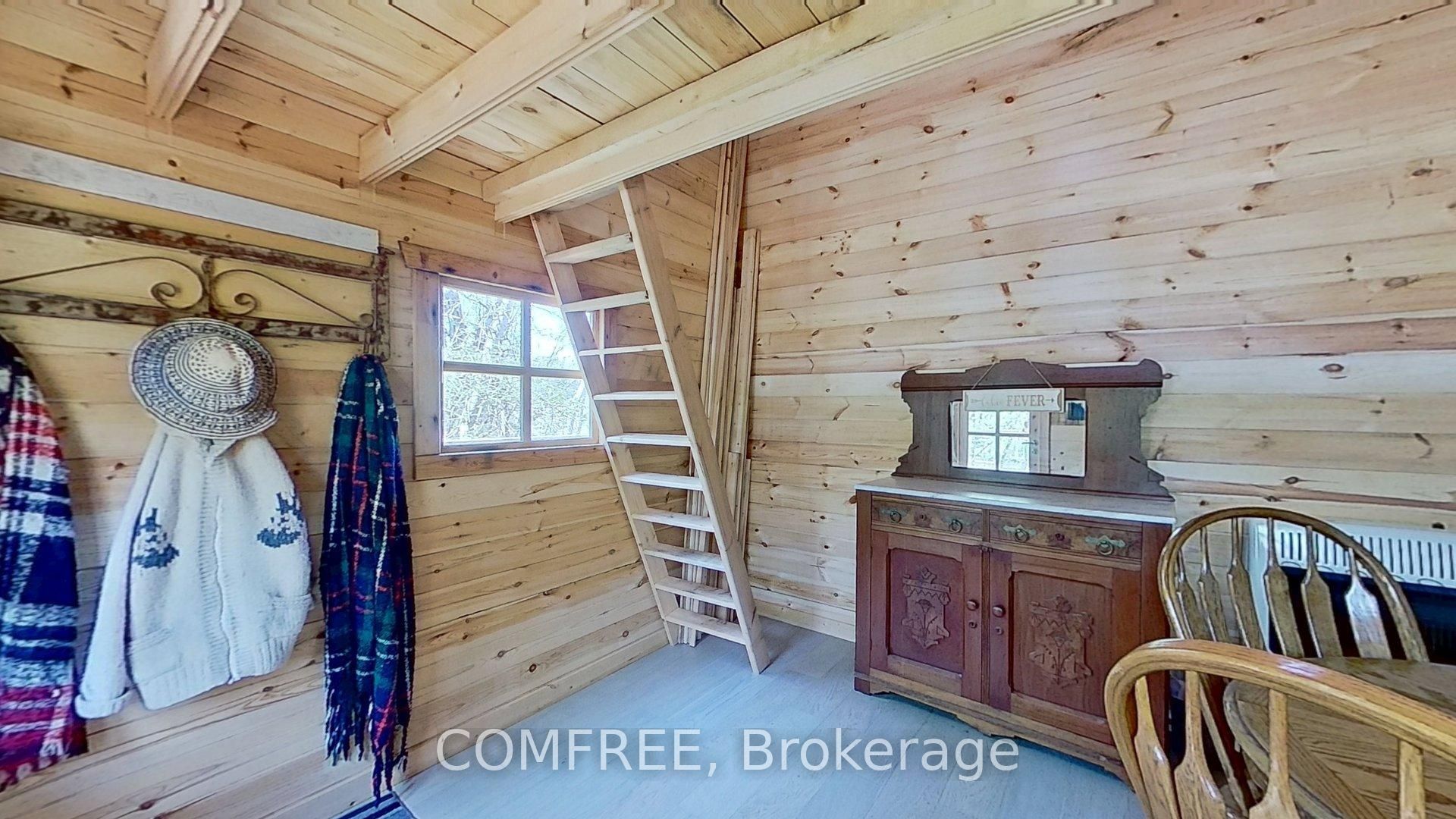 375500 37th Line Property Photo 5