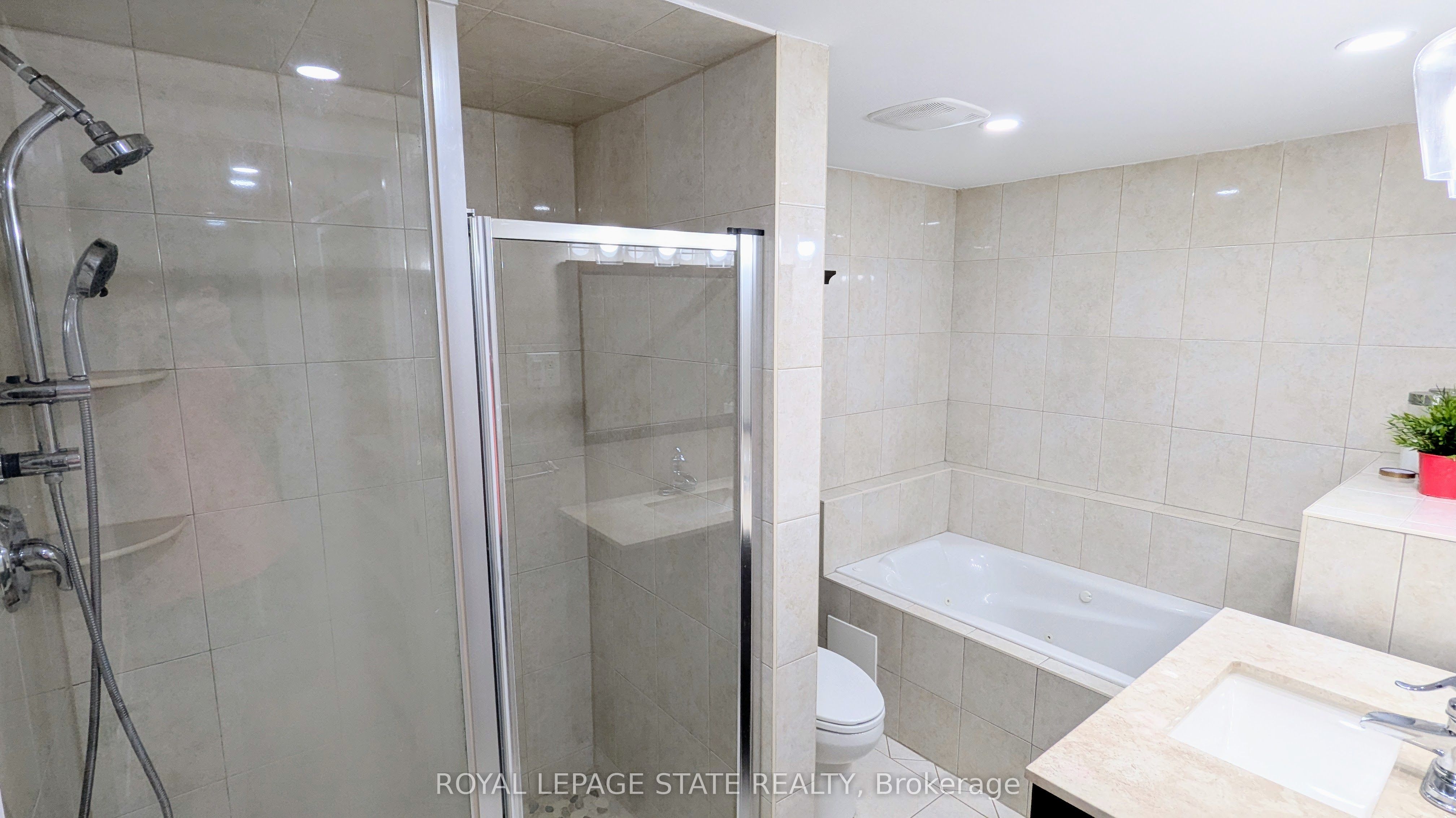133 Chilton Drive Property Photo 28