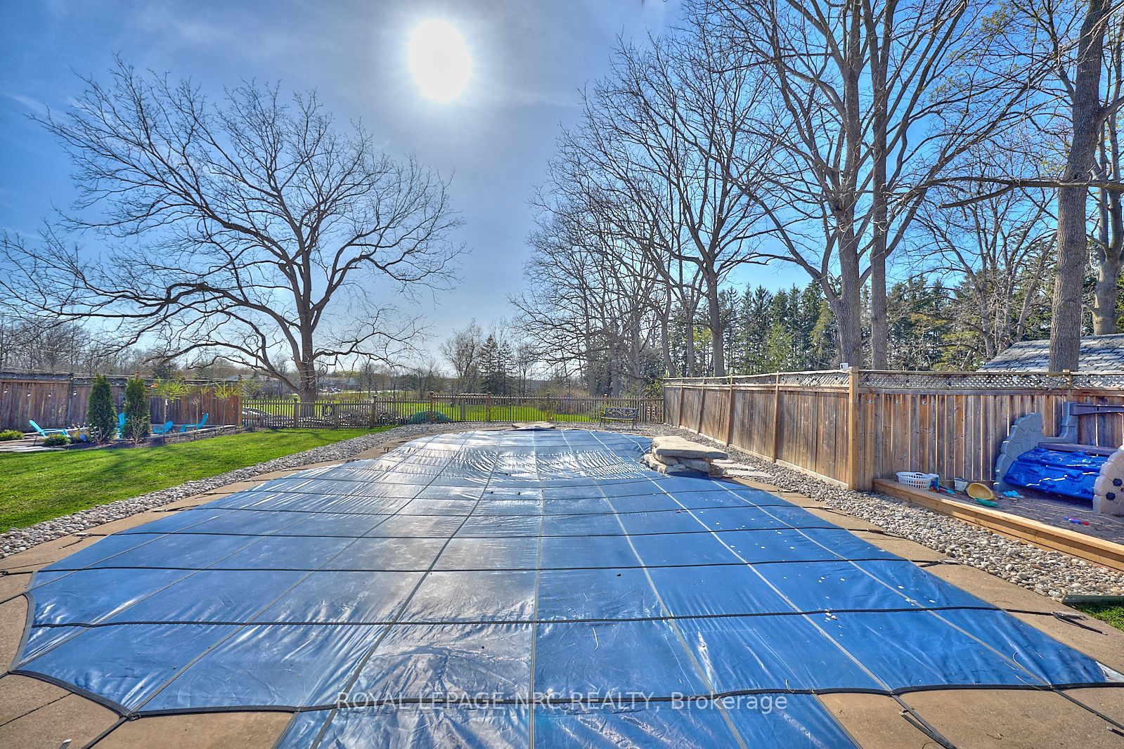 553 Ridge Road N Property Photo 41