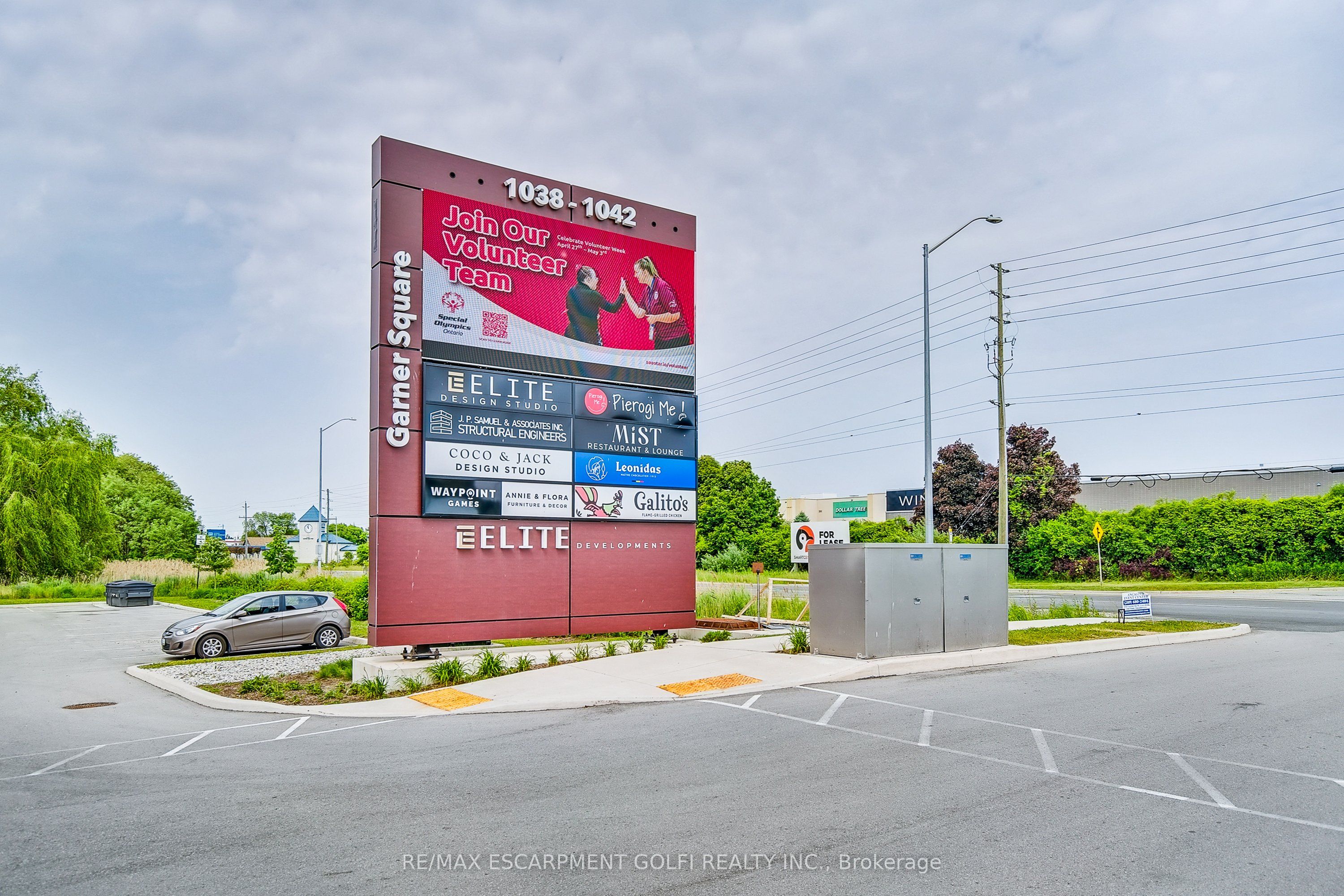 1040 Garner Road W 207 Property Photo 22