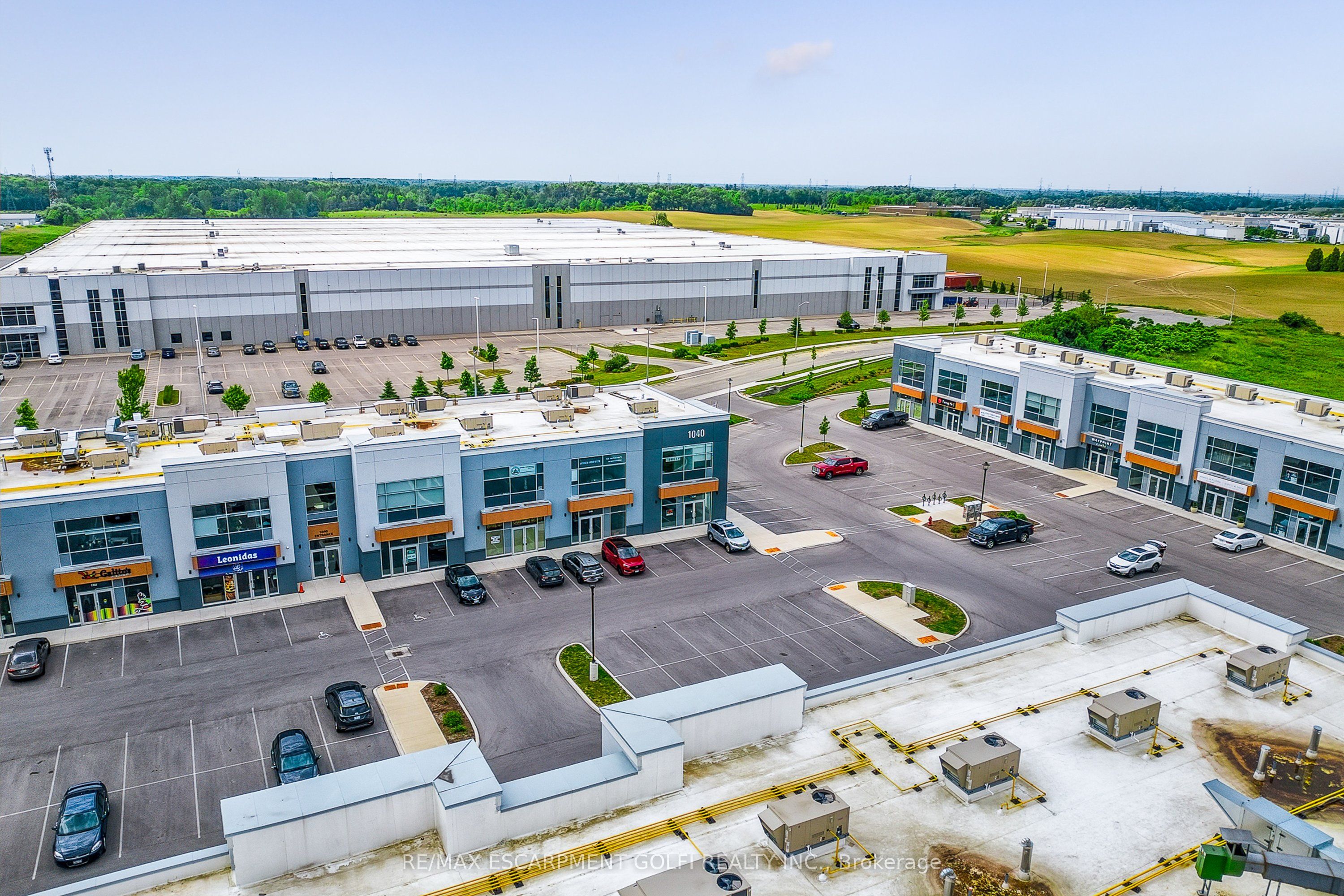 1040 Garner Road W 207 Property Photo 25