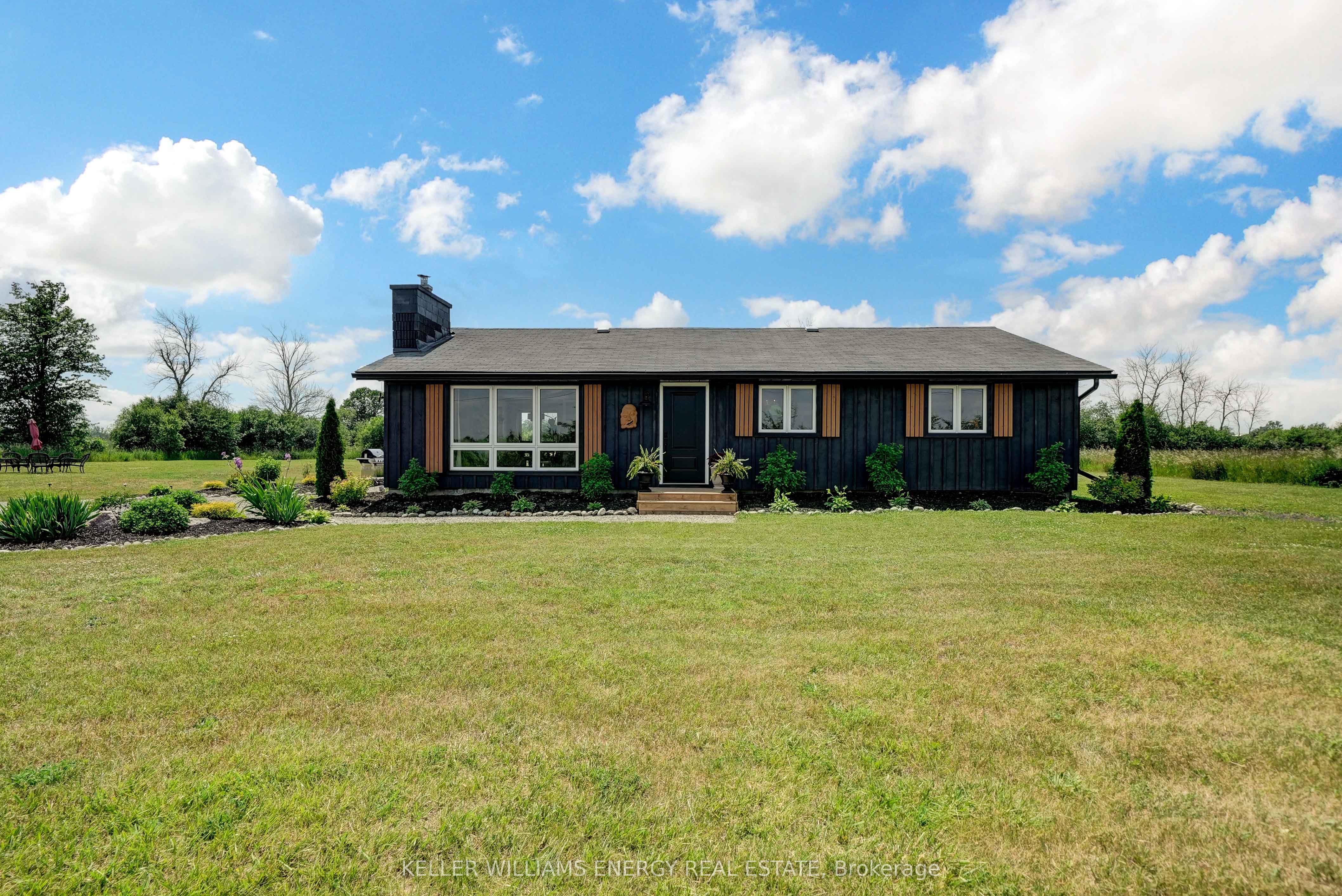 19893 Loyalist Parkway Property Photo 1