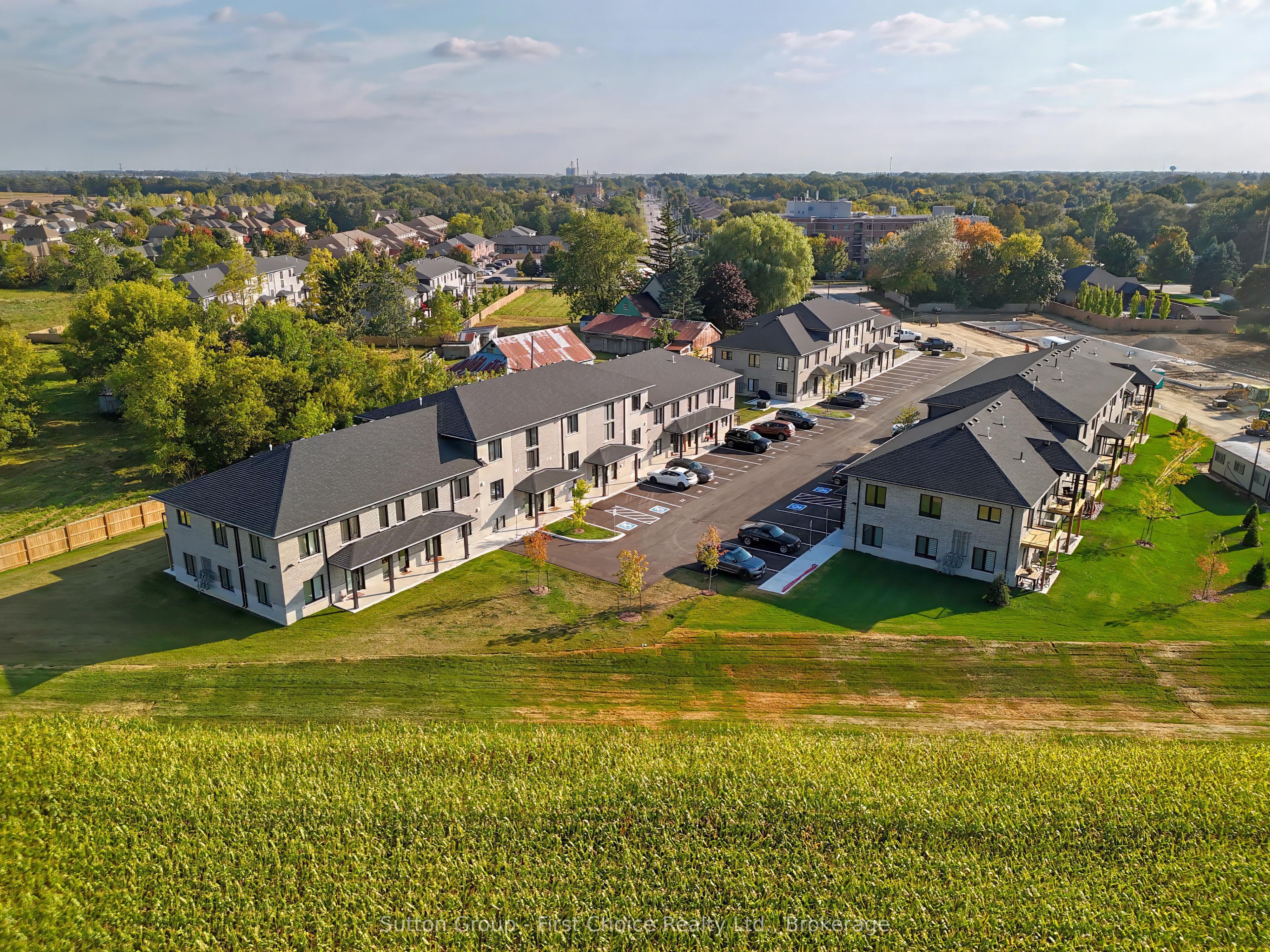 3202 Vivian Line Unit 39 Property Photo 21