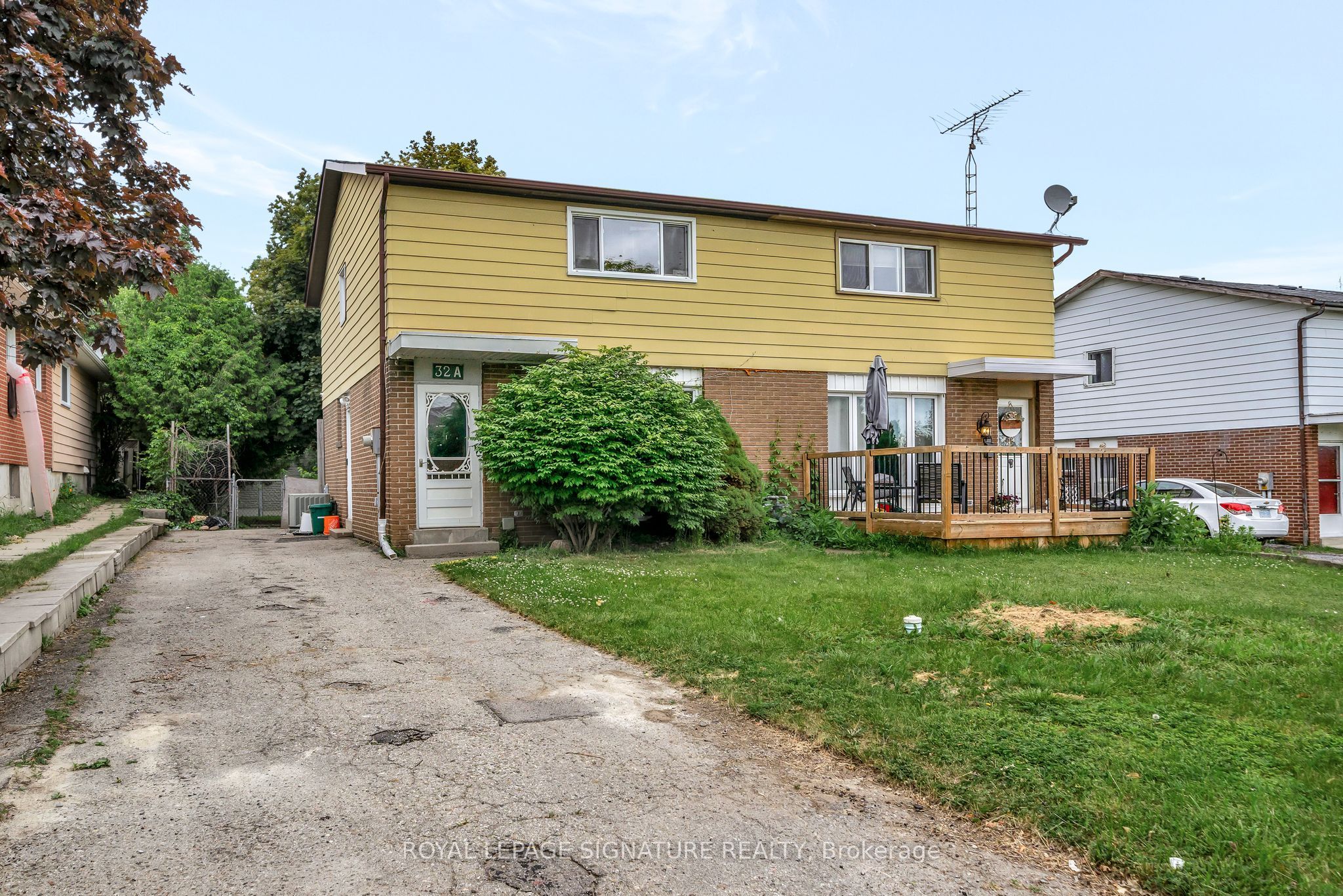 32A Crossley Drive Property Photo 1