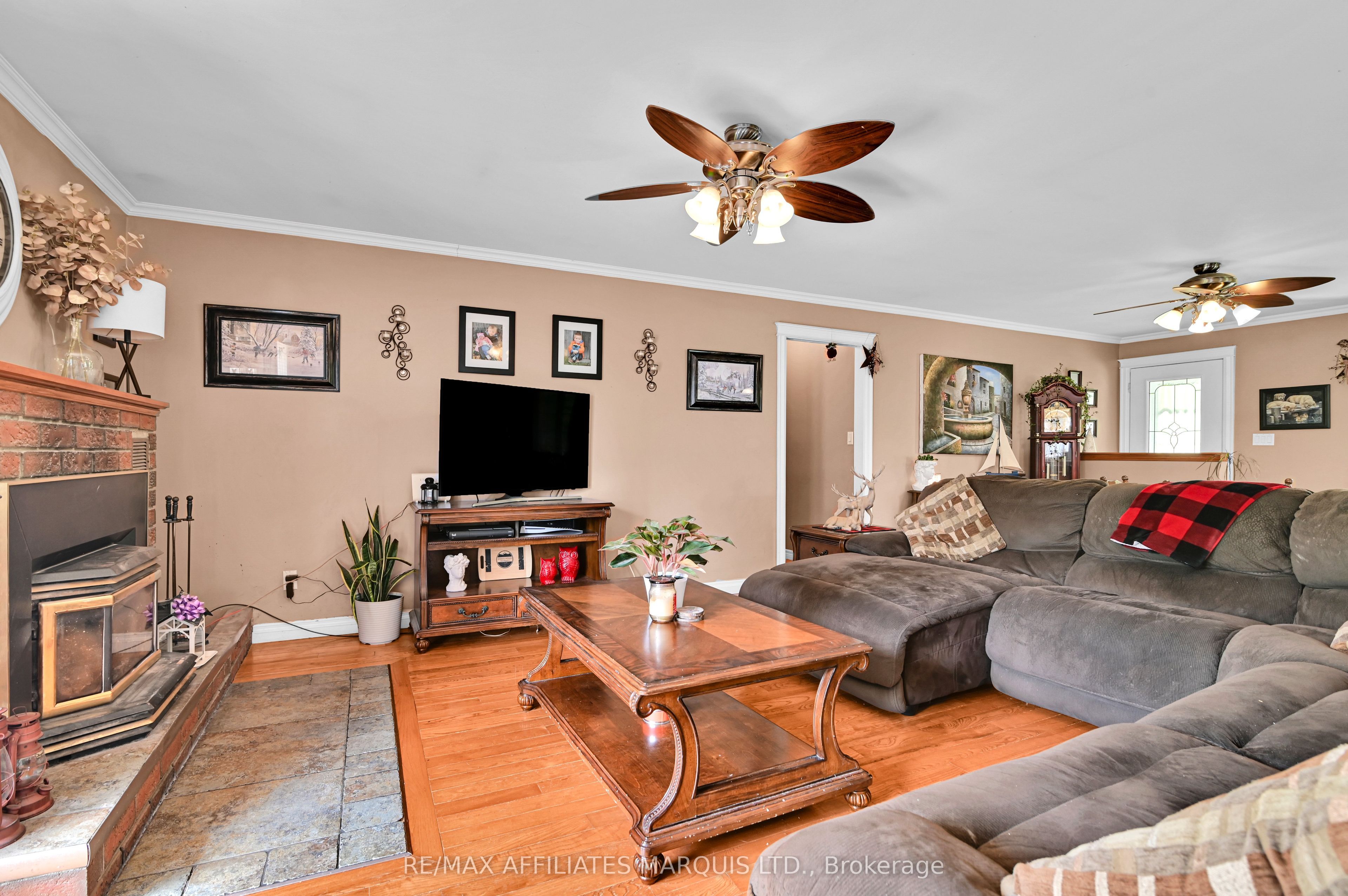 16398 County Road 18 Road Property Photo 12