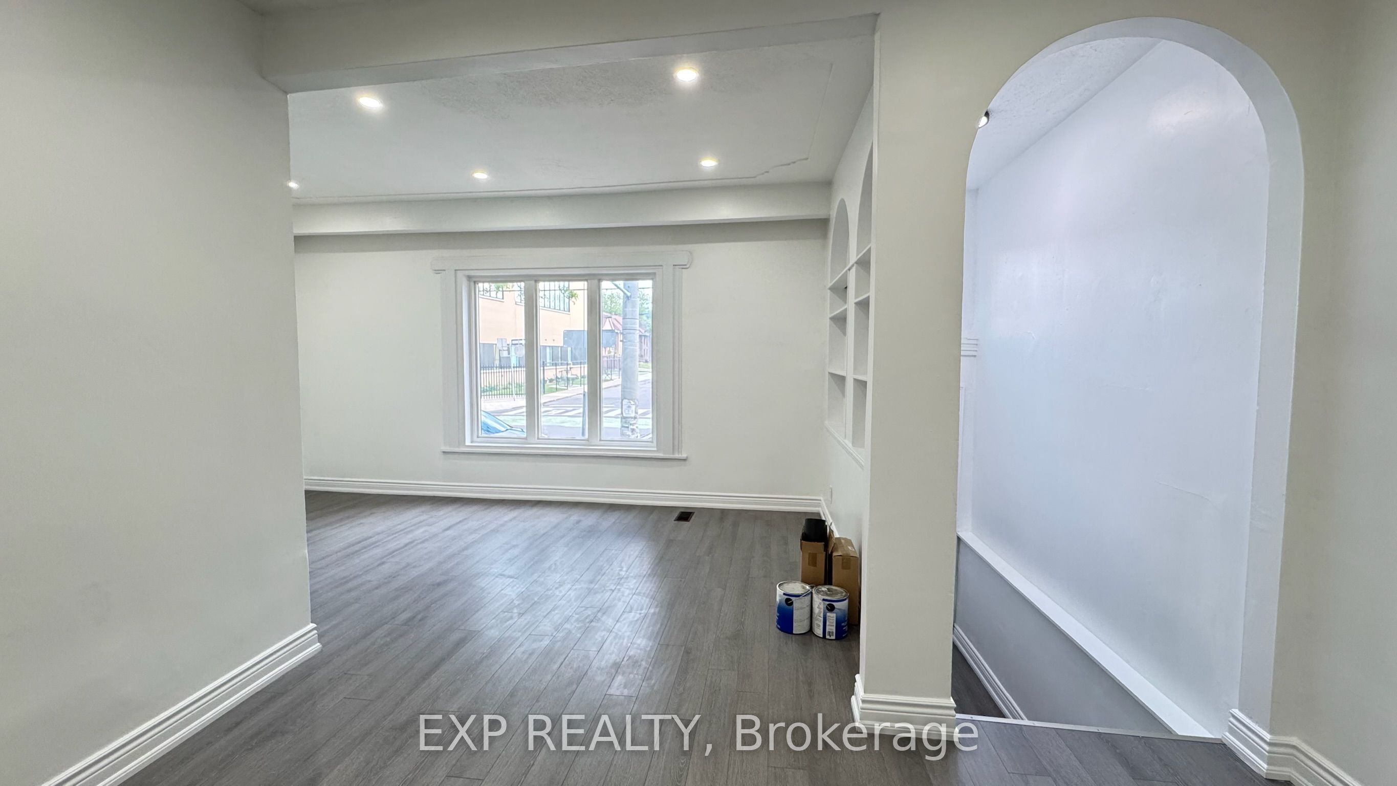 #1 - 425 Cannon Street Property Photo 6
