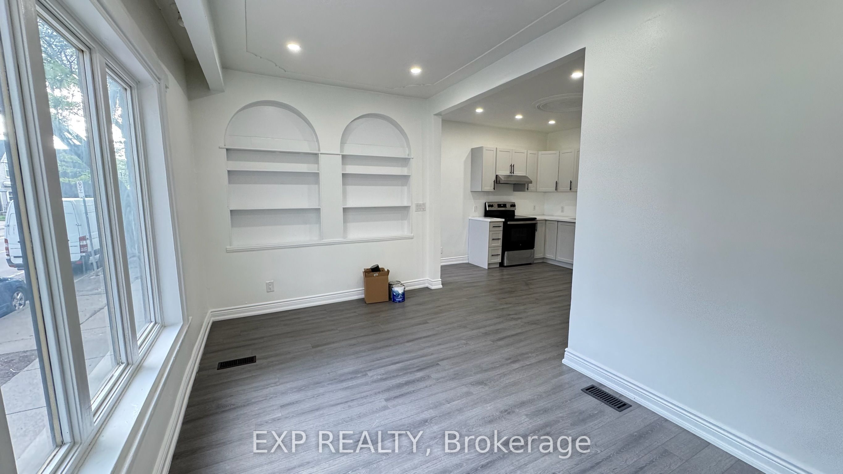 #1 - 425 Cannon Street Property Photo 11