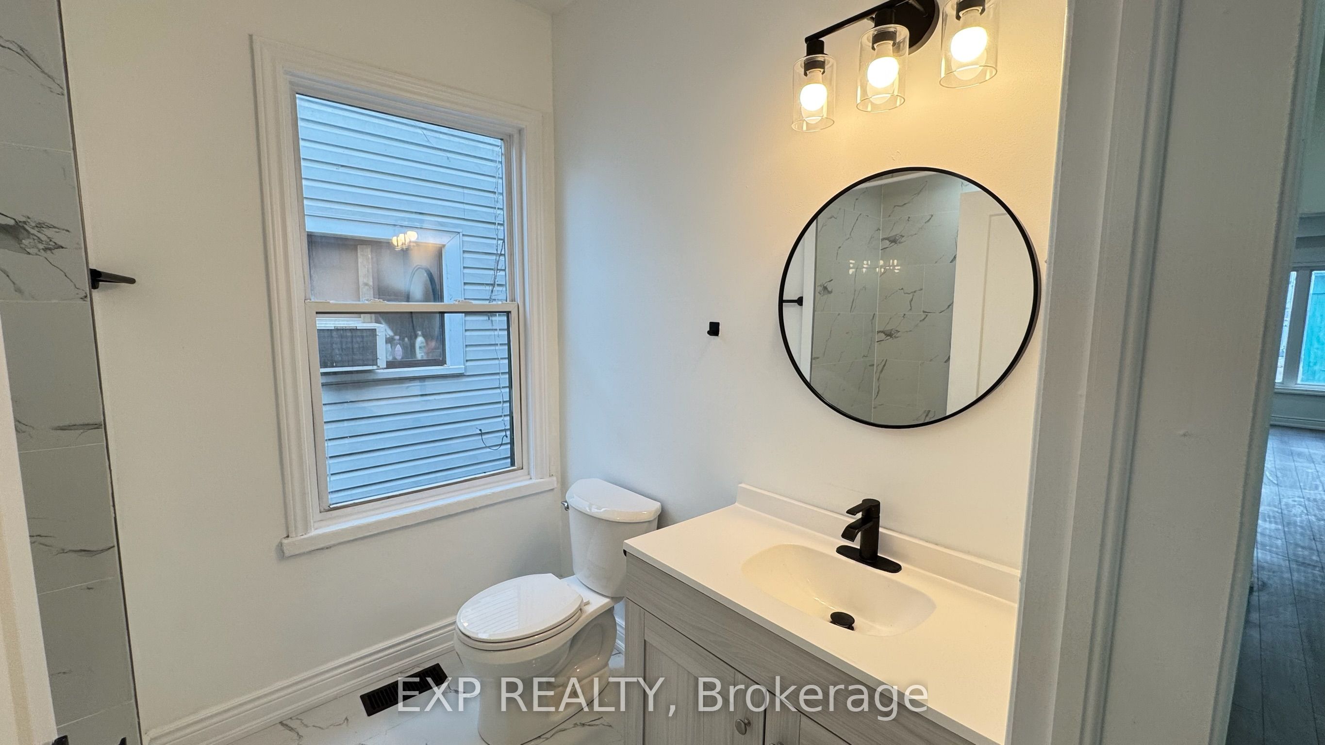 #1 - 425 Cannon Street Property Photo 22