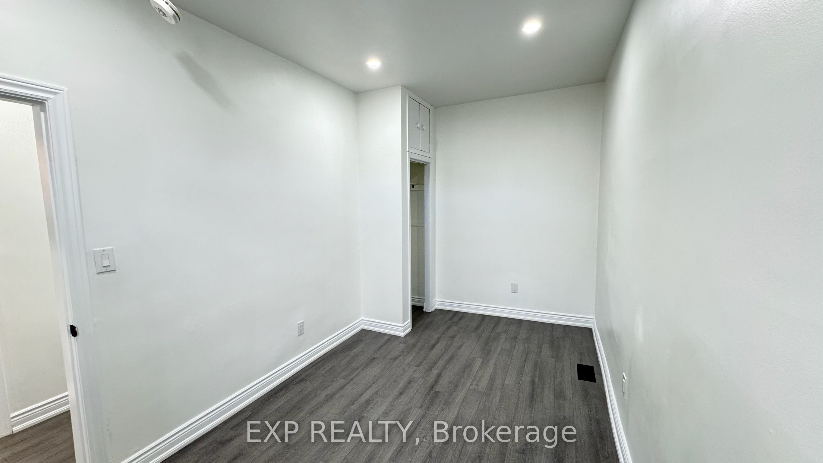 #1 - 425 Cannon Street Property Photo 29