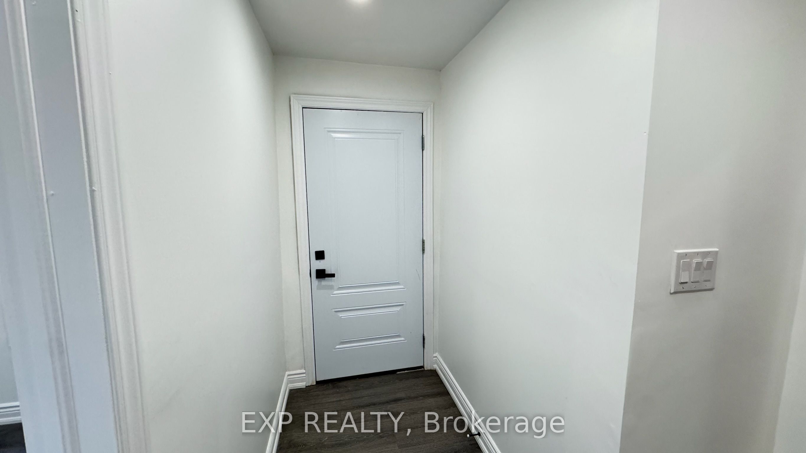 #1 - 425 Cannon Street Property Photo 34
