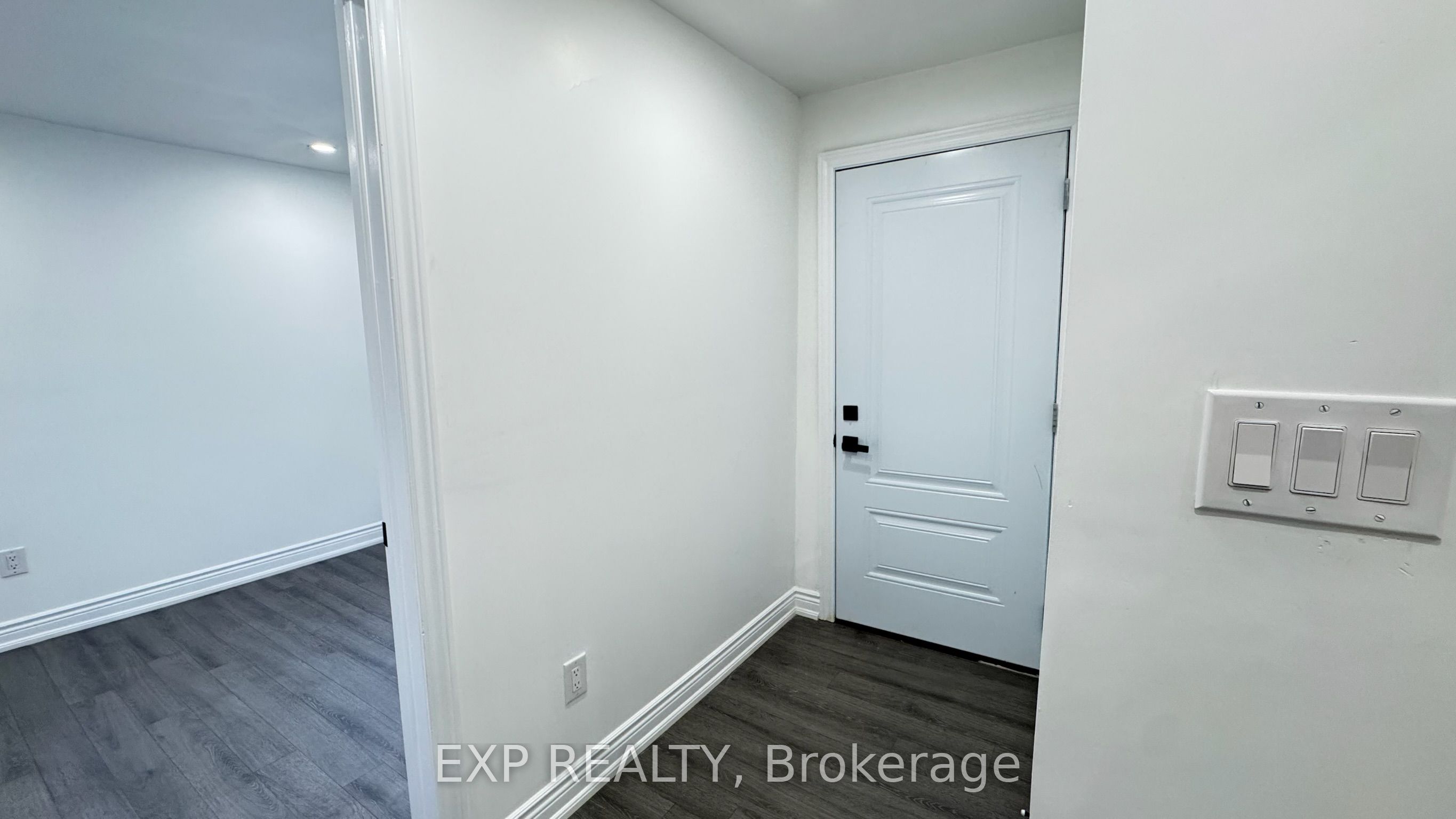 #1 - 425 Cannon Street Property Photo 35