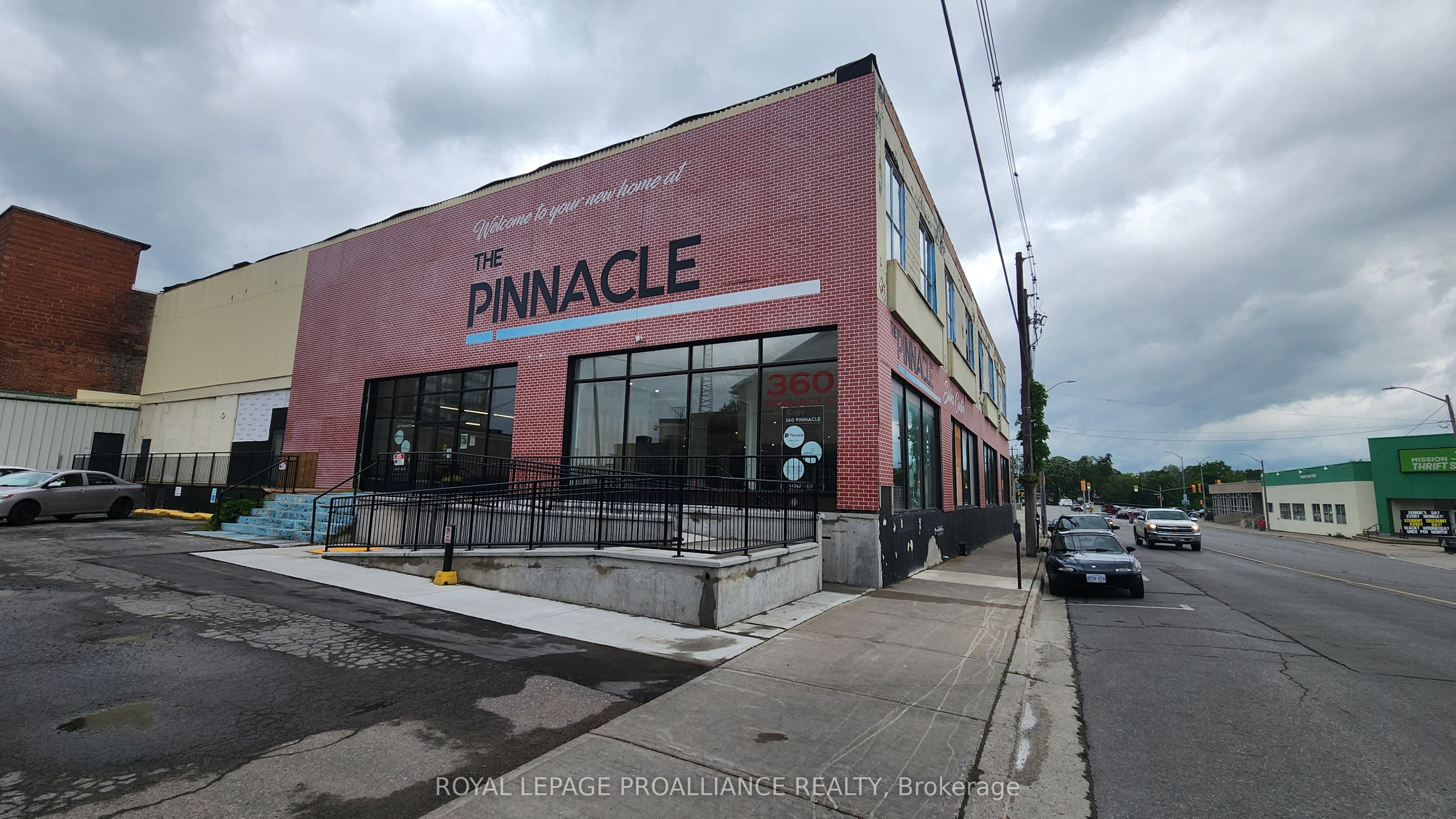 360 Pinnacle Street
