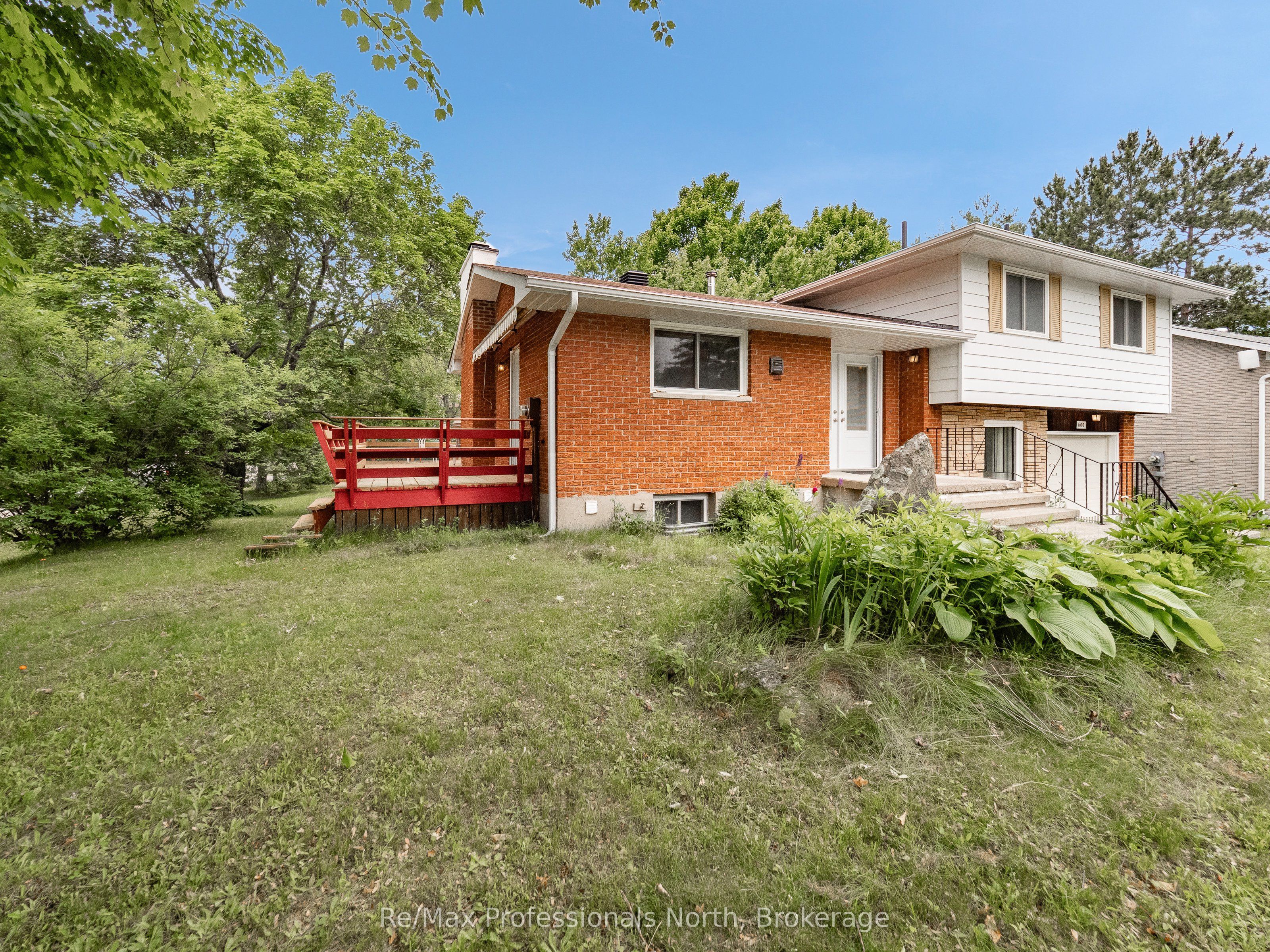 600 DAVID Street Property Photo 1