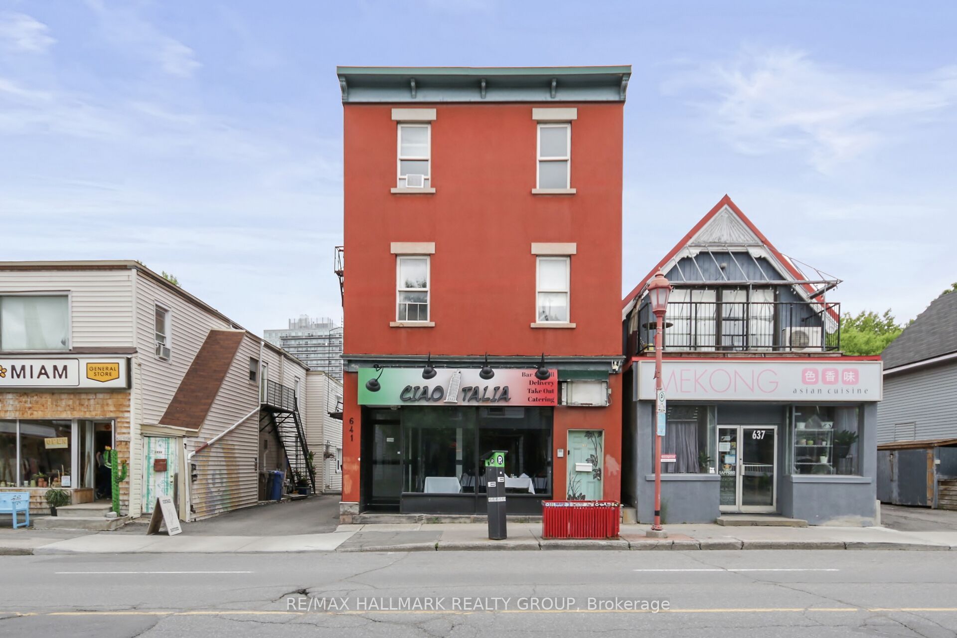641 SOMERSET Street W