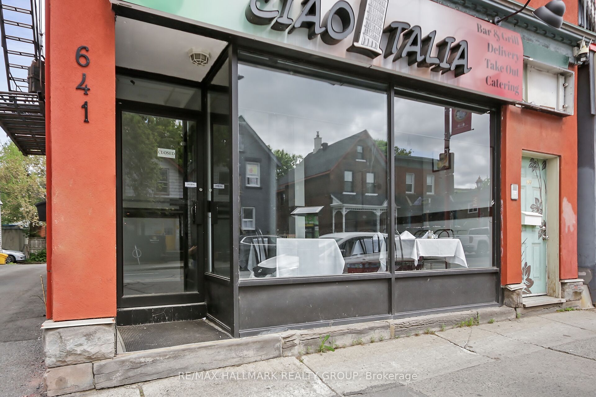 641 Somerset Street W Property Photo 5