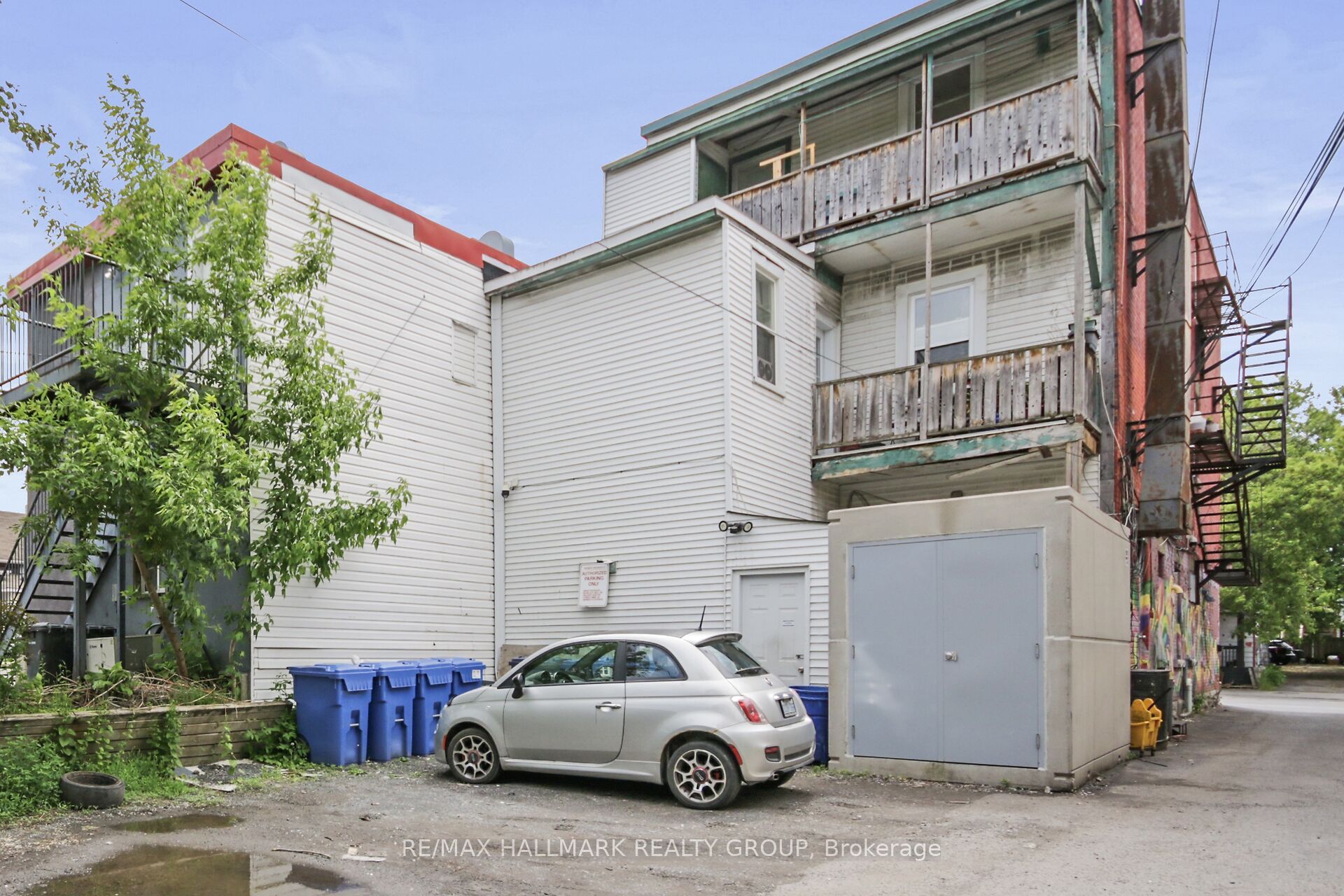 641 Somerset Street W Property Photo 6