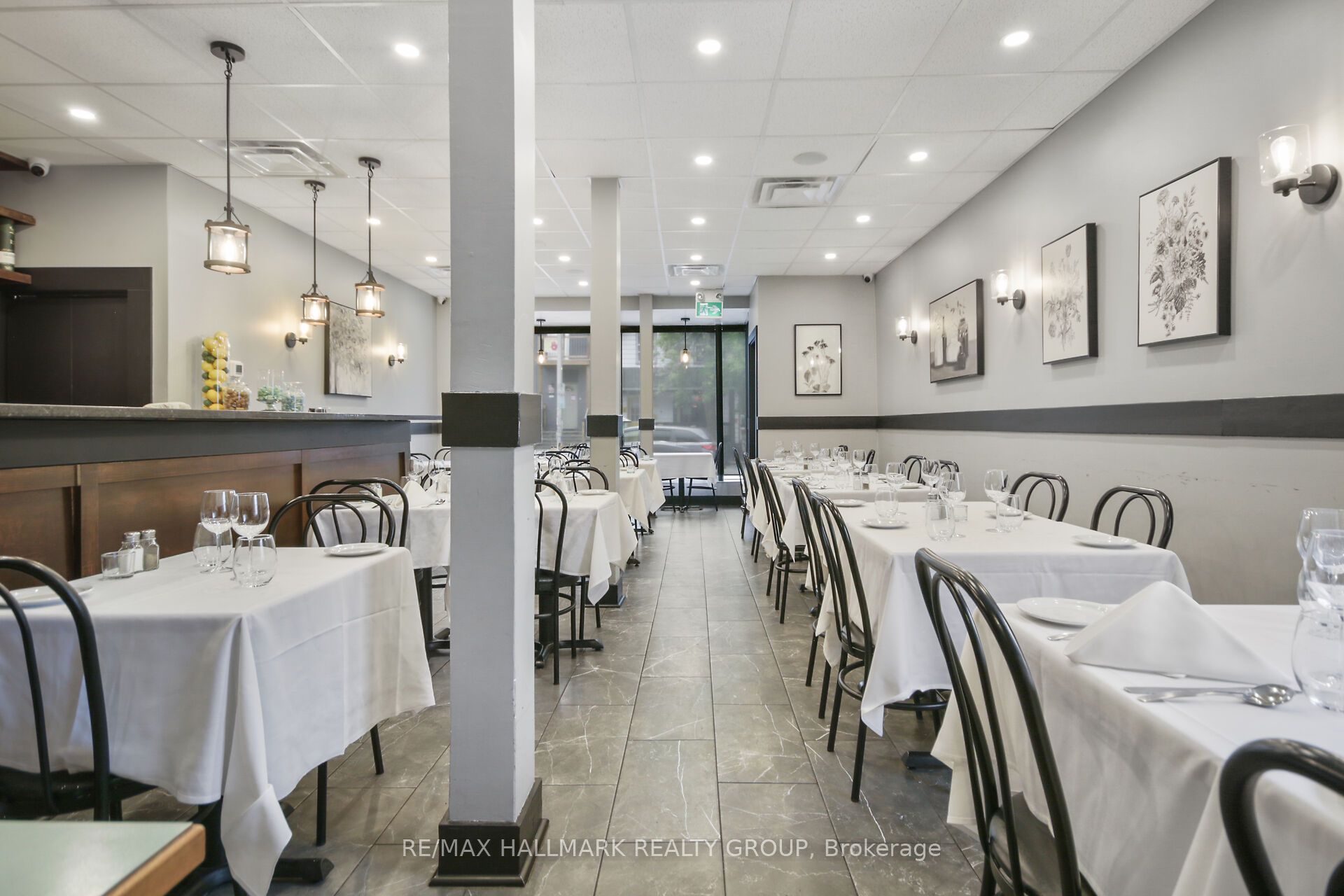 641 Somerset Street W Property Photo 16