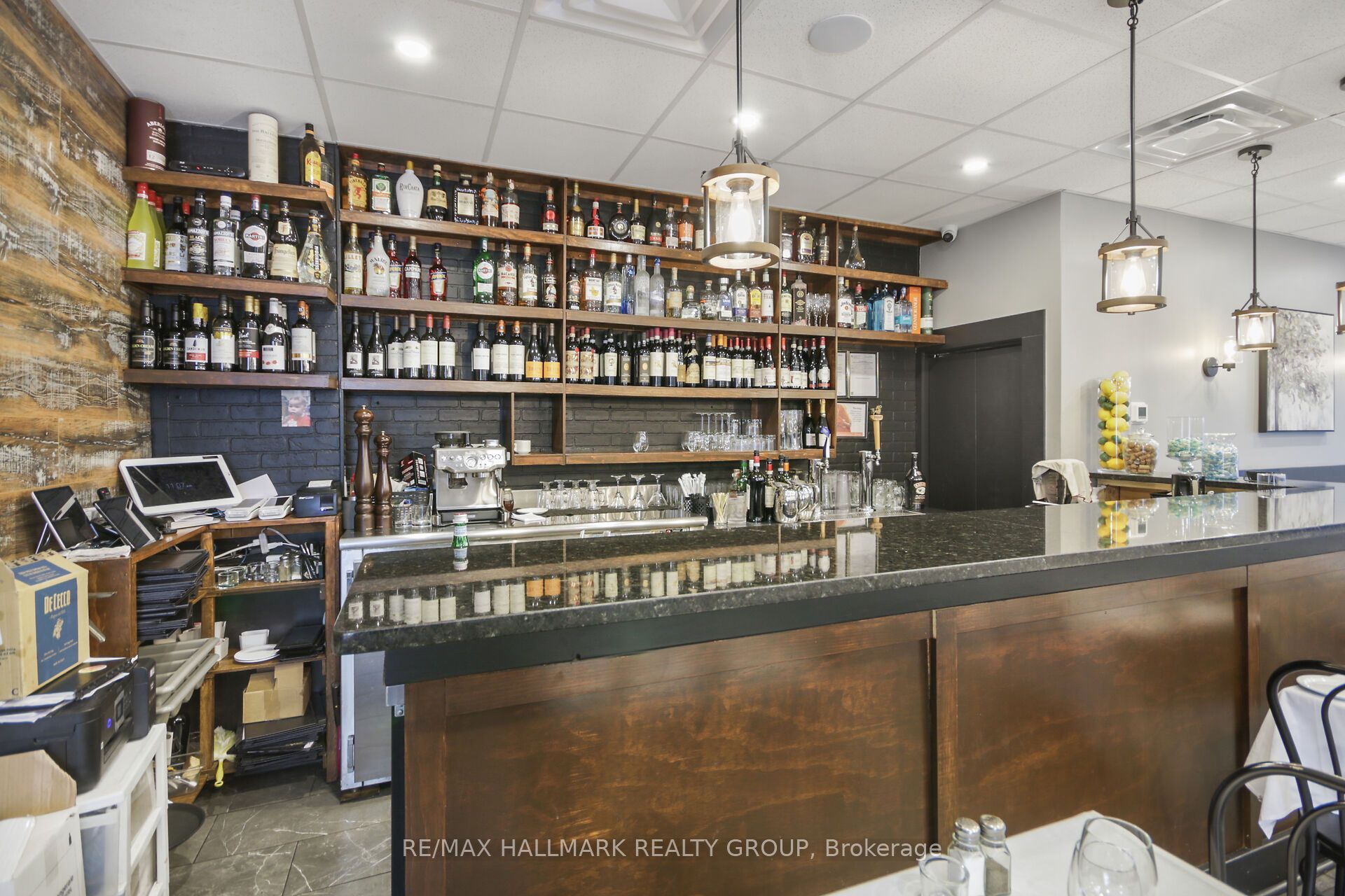 641 Somerset Street W Property Photo 19