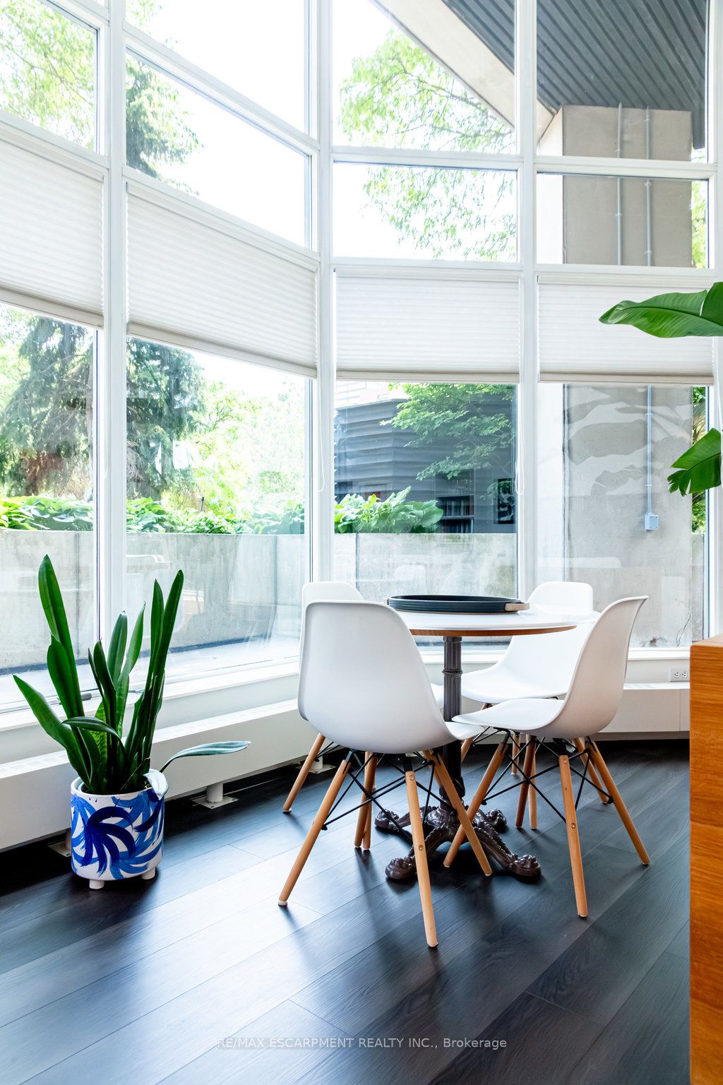 66 Bay Street S 102 Property Photo 15