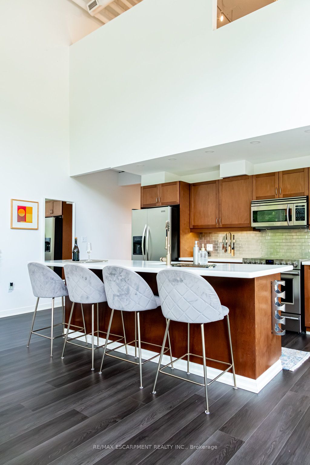 66 Bay Street S 102 Property Photo 17